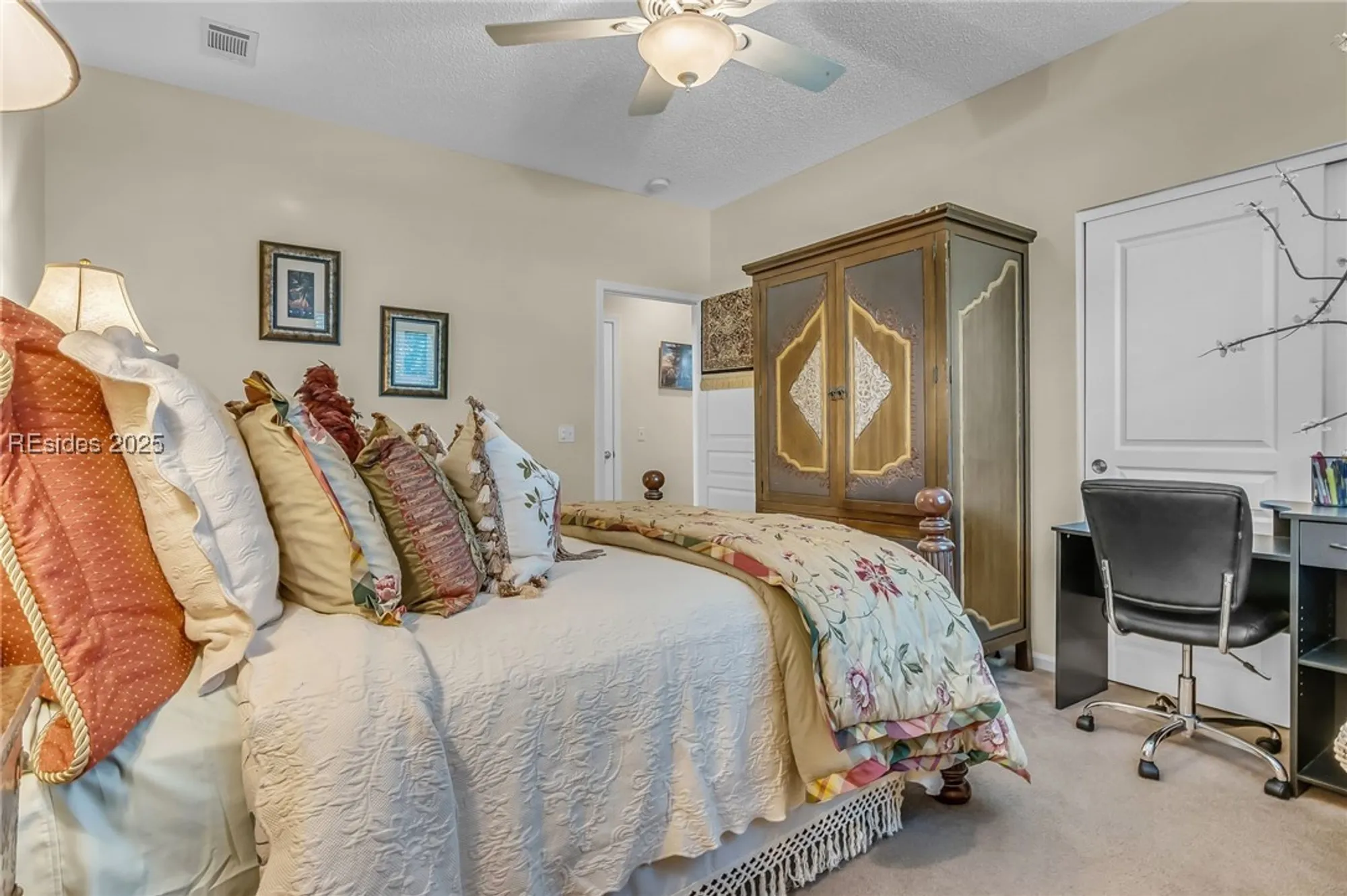 Property Slideshow image 21 of 33 | 1 landmark ln, Bluffton, SC, 29909