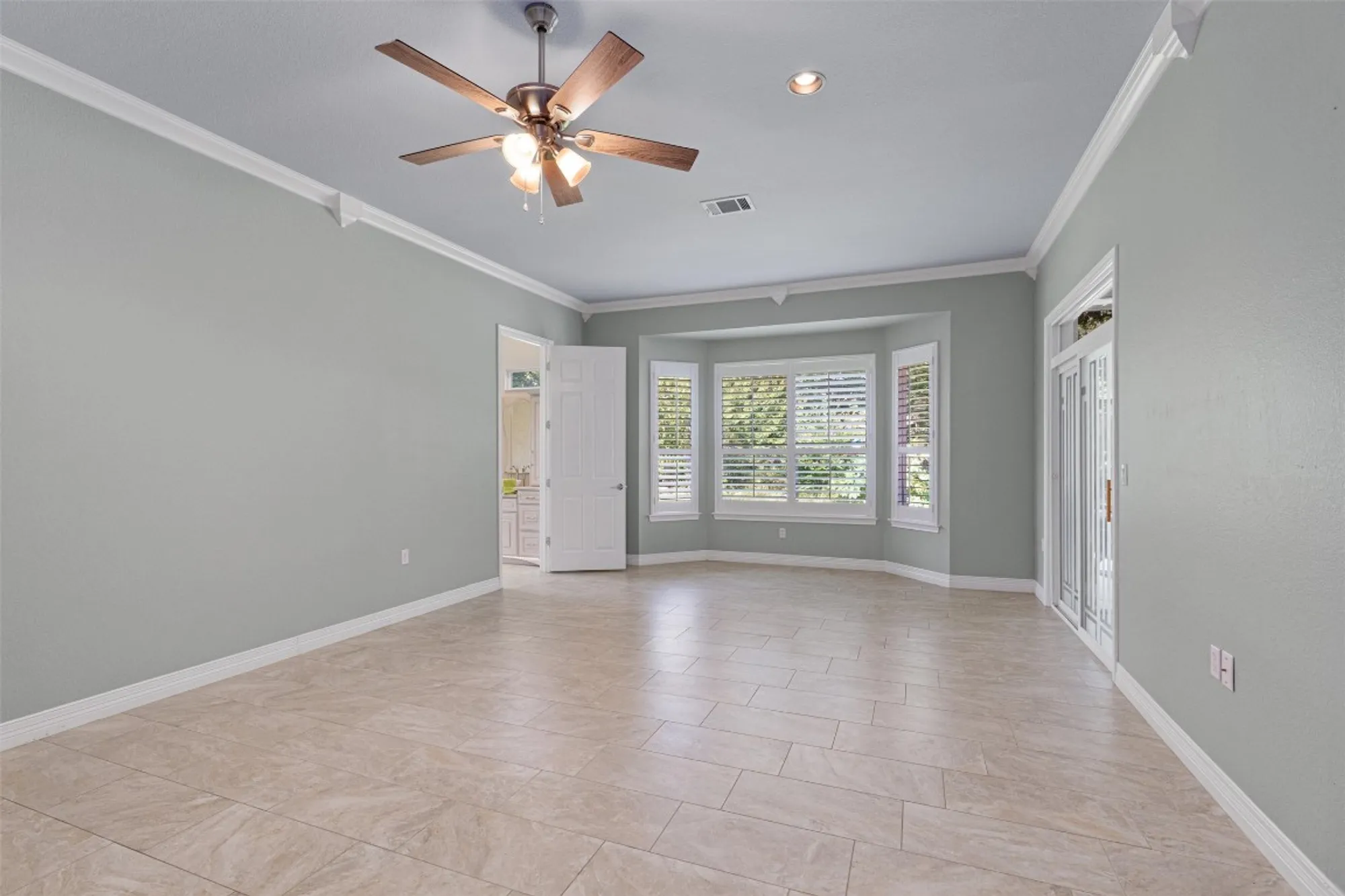 Property Slideshow image 16 of 38 | 282 trail of the flowers, Georgetown, TX, 78633