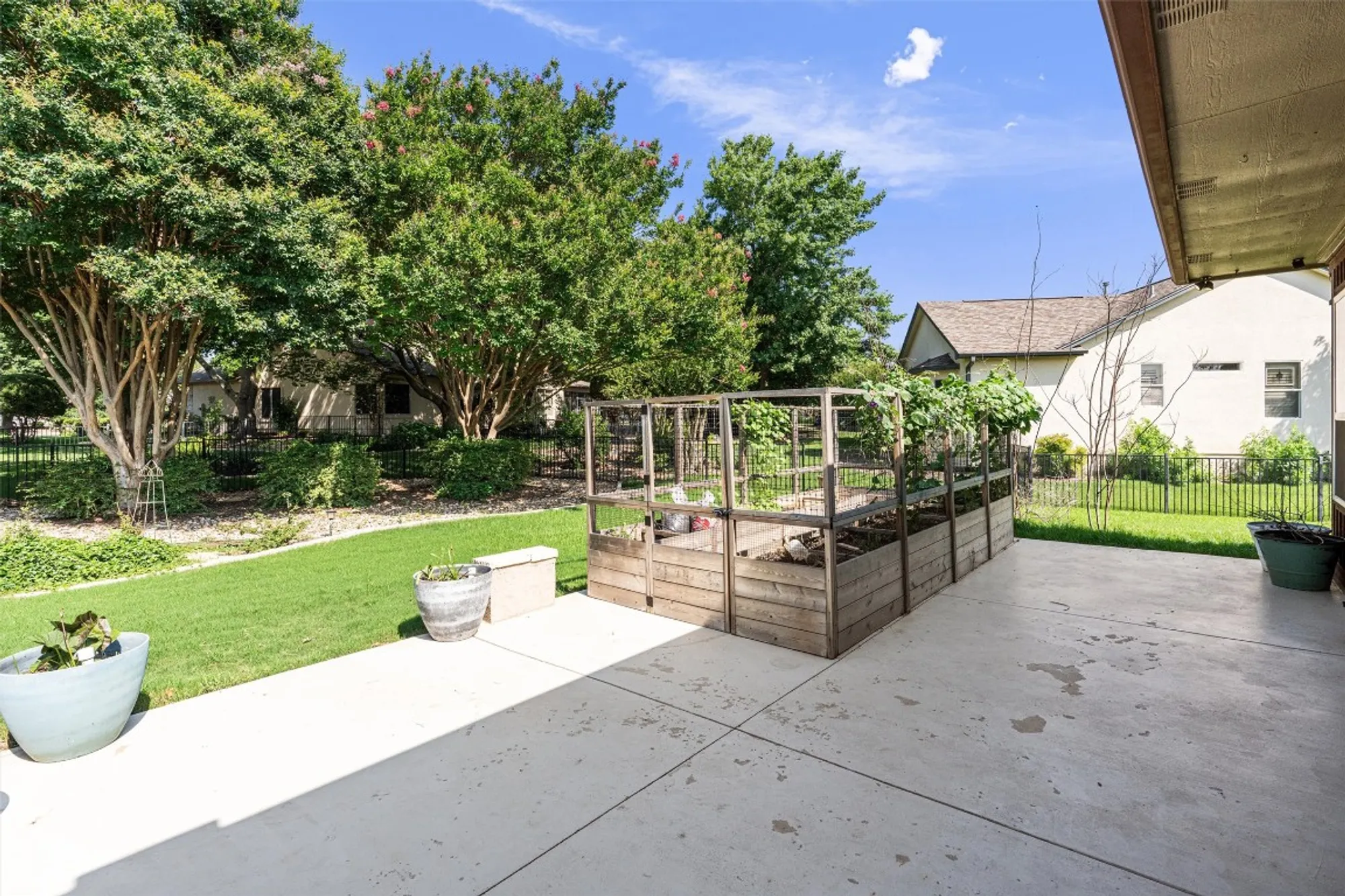 Property Slideshow image 33 of 38 | 282 trail of the flowers, Georgetown, TX, 78633