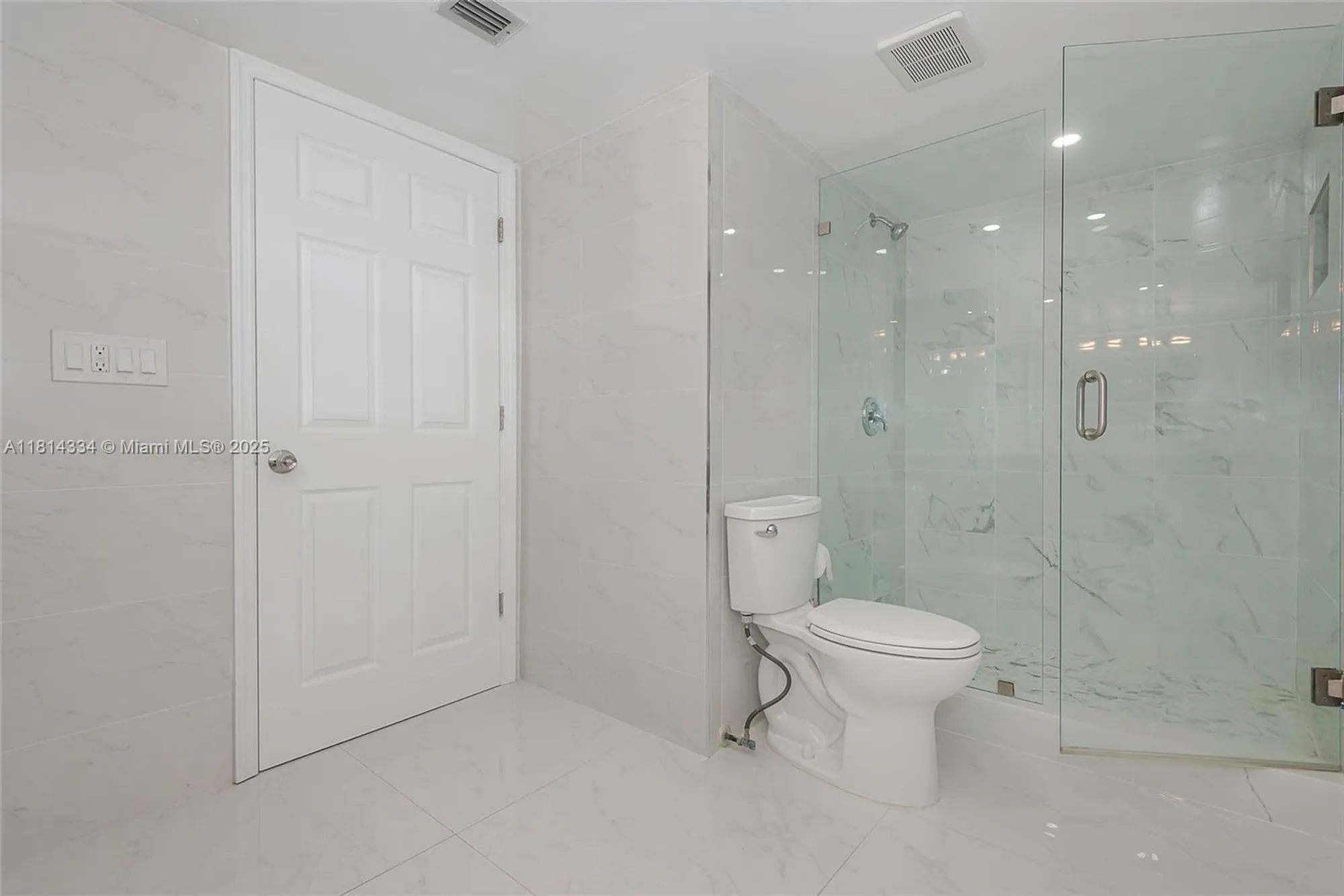 Property Slideshow image 27 of 58 | 1201 s ocean dr apt 610n, Hollywood, FL, 33019