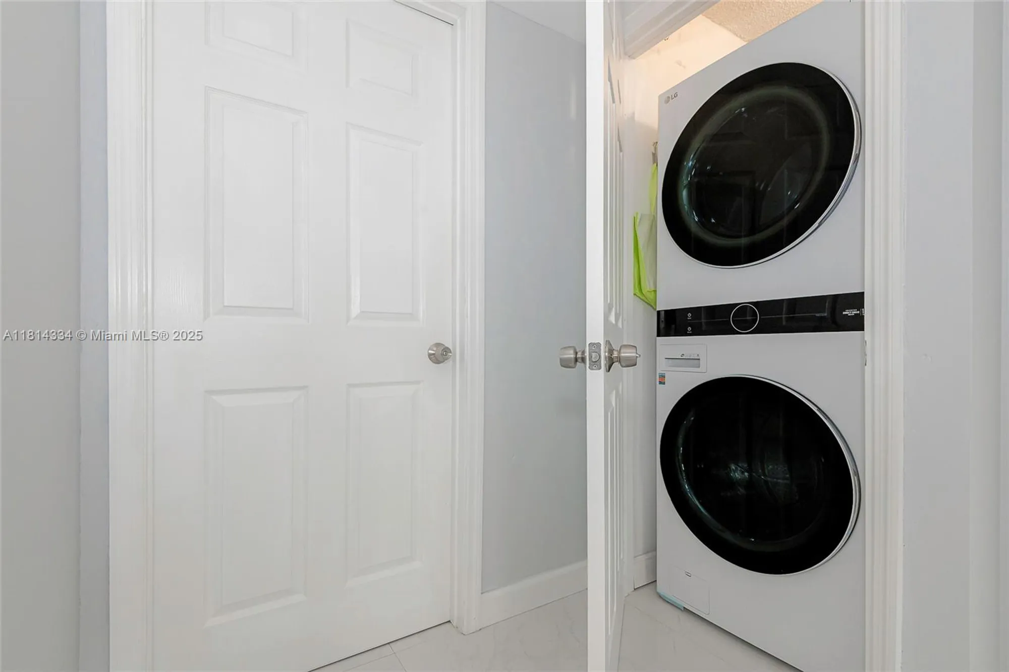 Property Slideshow image 28 of 58 | 1201 s ocean dr apt 610n, Hollywood, FL, 33019