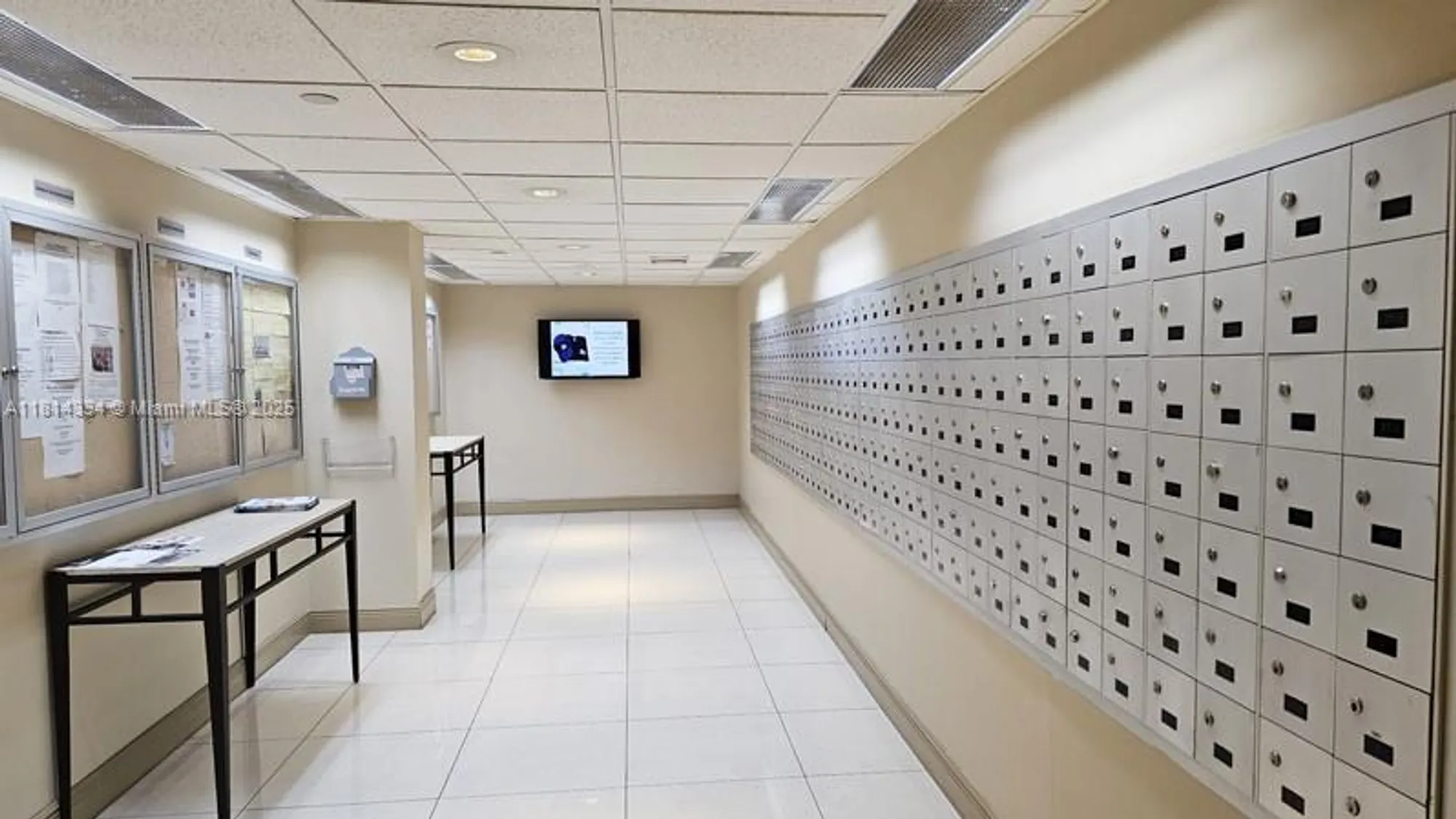 Property Slideshow image 33 of 58 | 1201 s ocean dr apt 610n, Hollywood, FL, 33019