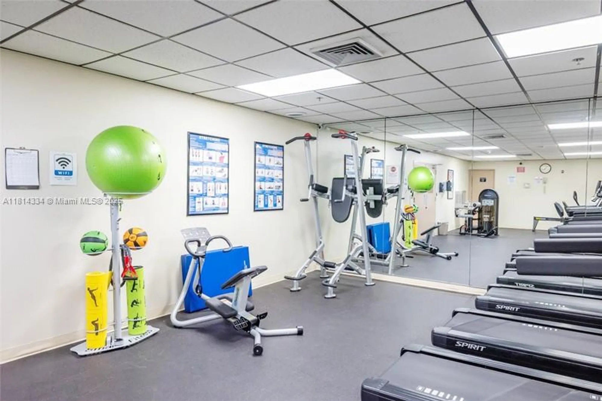 Property Slideshow image 49 of 58 | 1201 s ocean dr apt 610n, Hollywood, FL, 33019