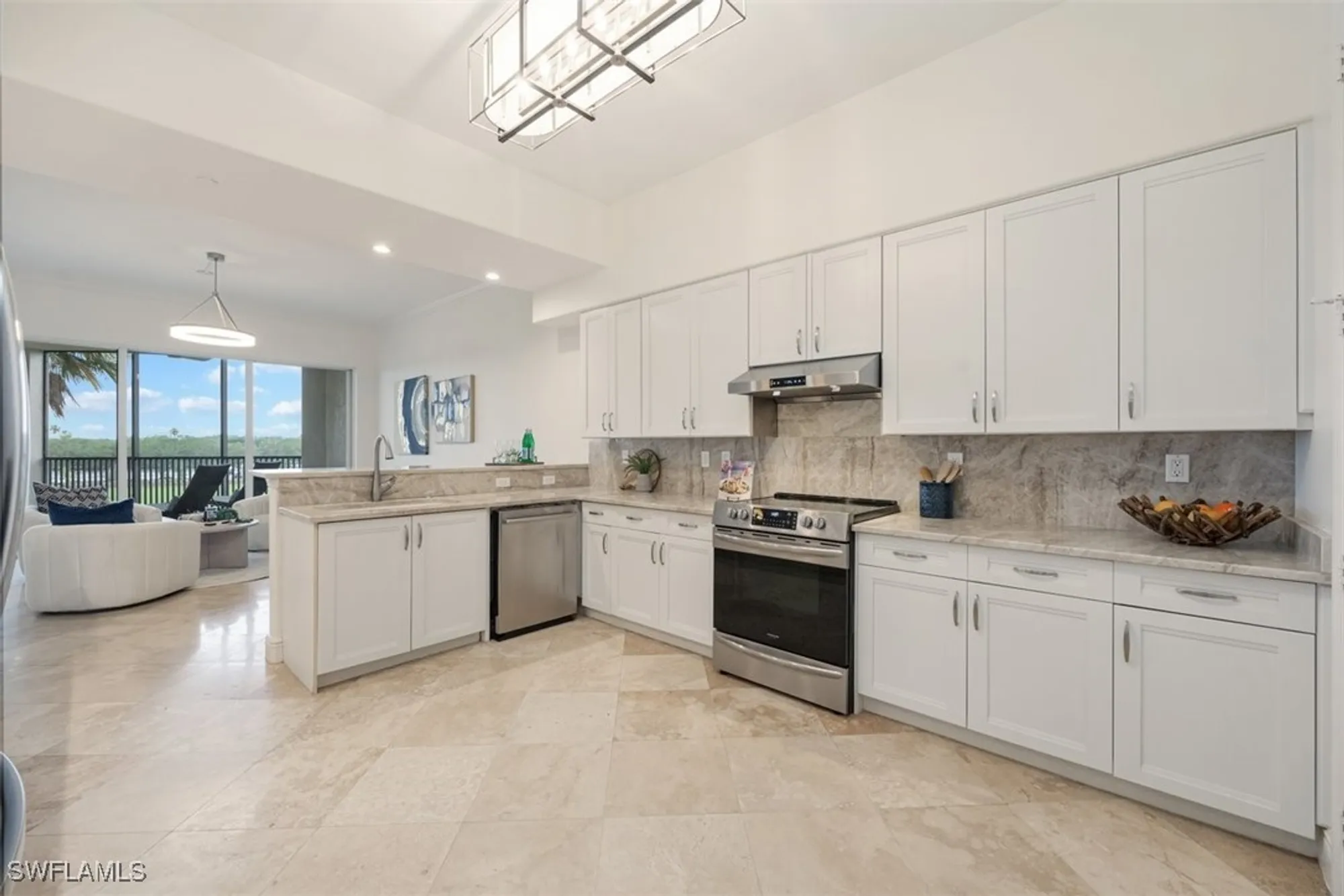 Property Slideshow image 13 of 25 | 560 el camino real apt 1304, Naples, FL, 34119