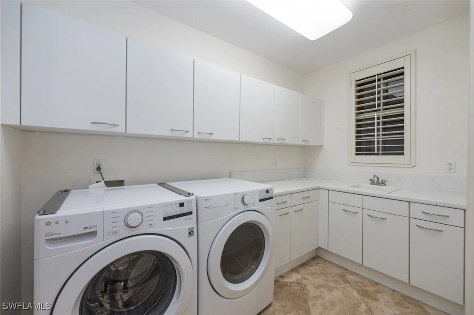 Property Slideshow image 23 of 25 | 560 el camino real apt 1304, Naples, FL, 34119