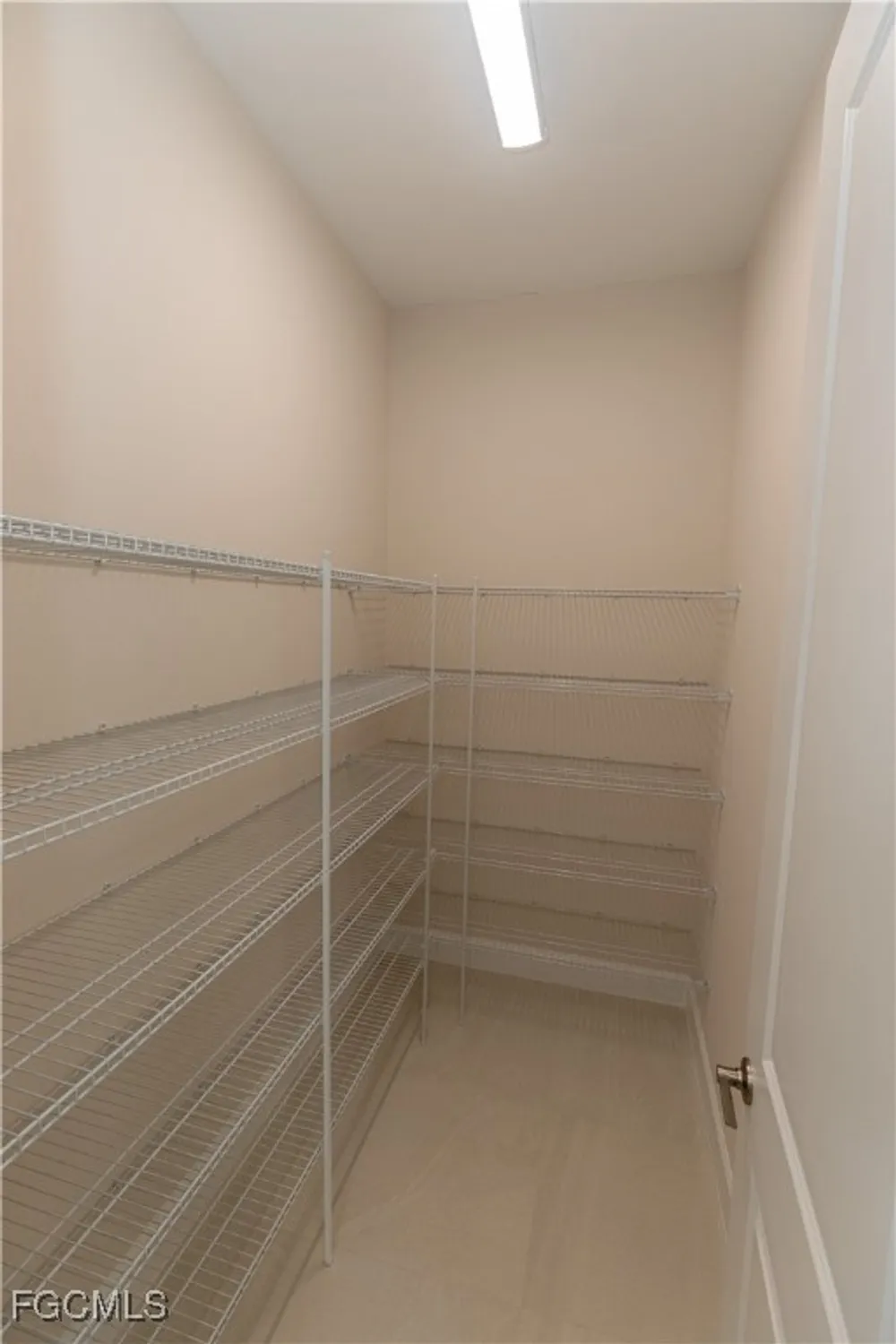 Property Slideshow image 18 of 50 | 14359 hogarth pl, Fort Myers, FL, 33905