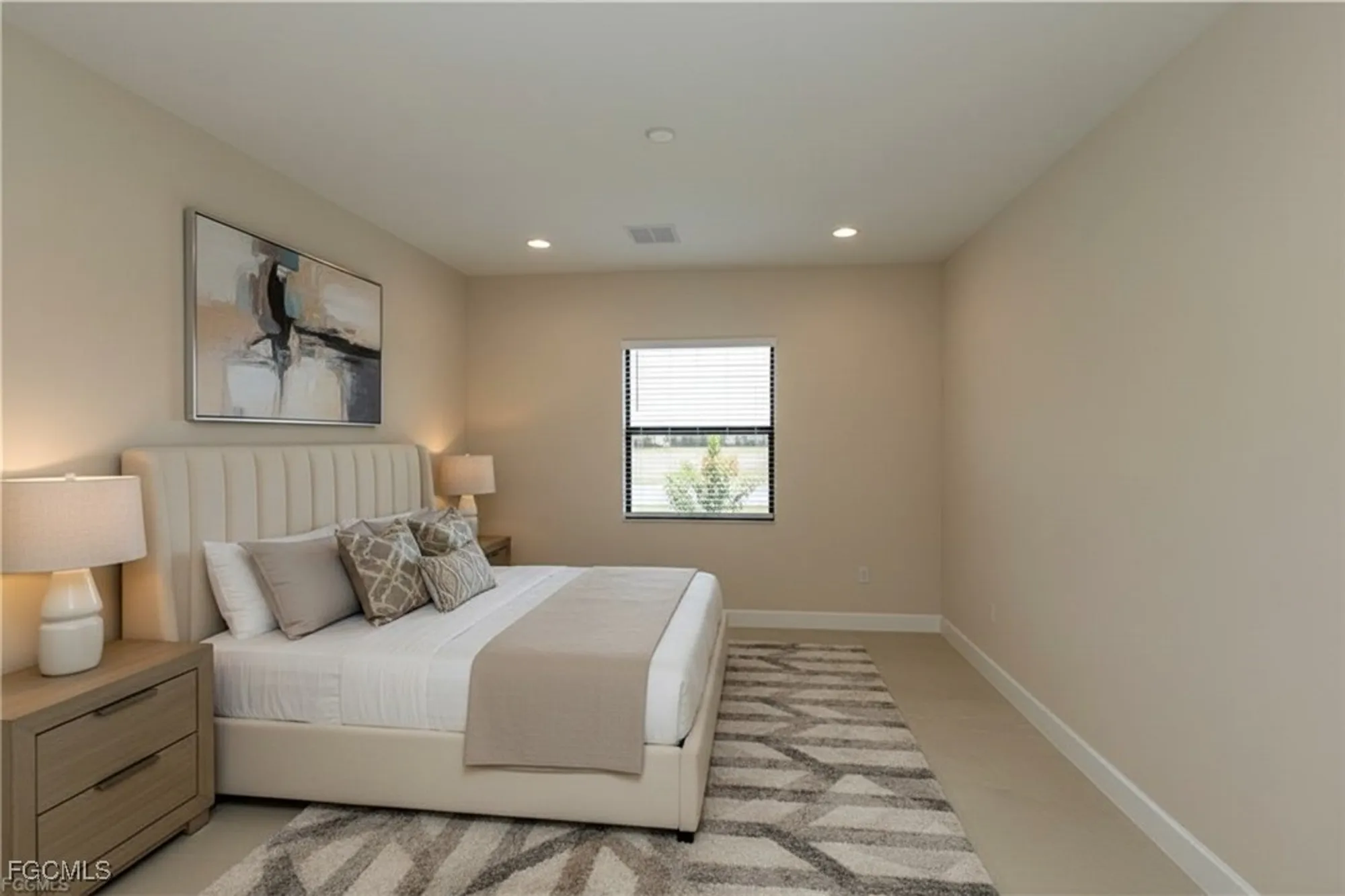 Property Slideshow image 13 of 50 | 14359 hogarth pl, Fort Myers, FL, 33905