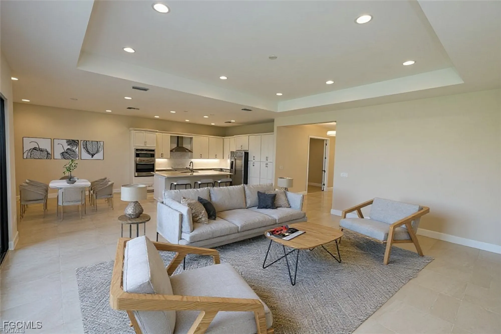 Property Slideshow image 7 of 50 | 14359 hogarth pl, Fort Myers, FL, 33905