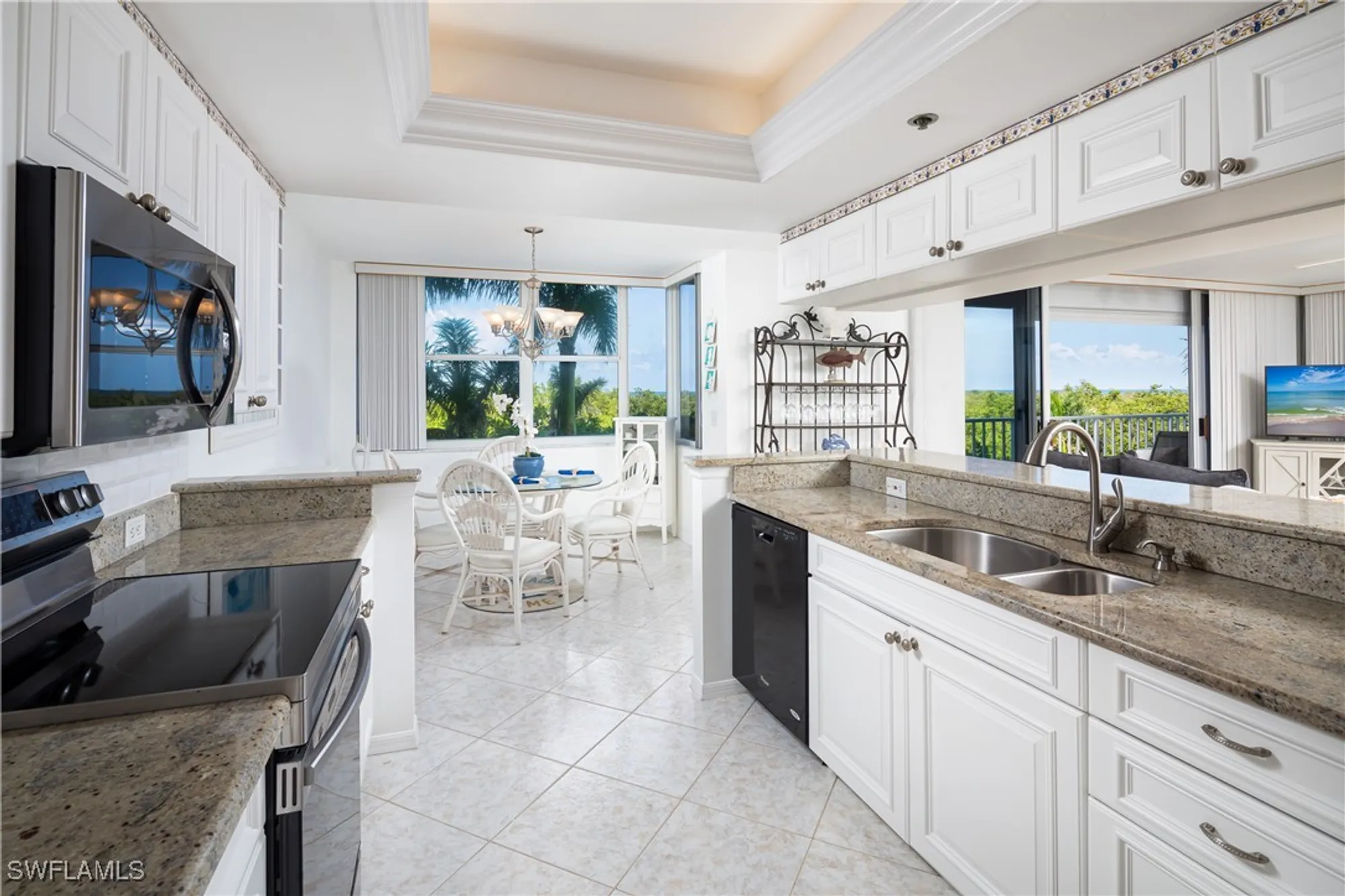 Property Slideshow image 3 of 19 | 5550 heron point dr 305, Naples, FL, 34108