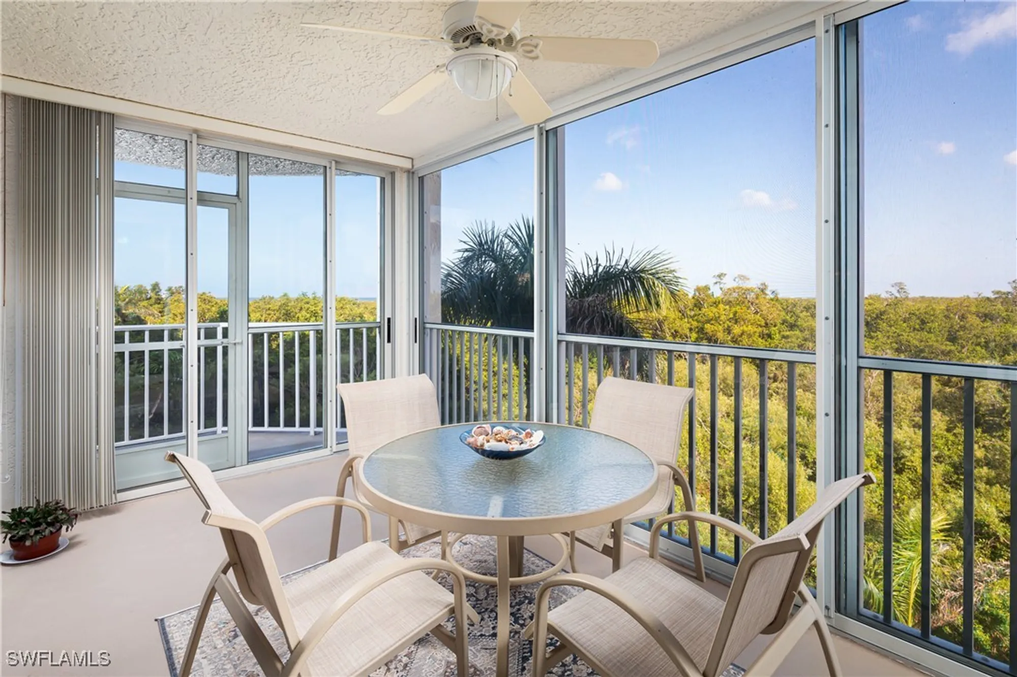 Property Slideshow image 6 of 19 | 5550 heron point dr 305, Naples, FL, 34108
