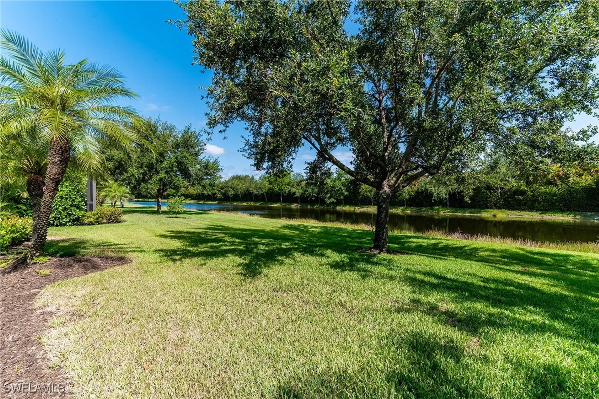 Property Slideshow image 26 of 36 | 2938 aviamar cir, Naples, FL, 34114