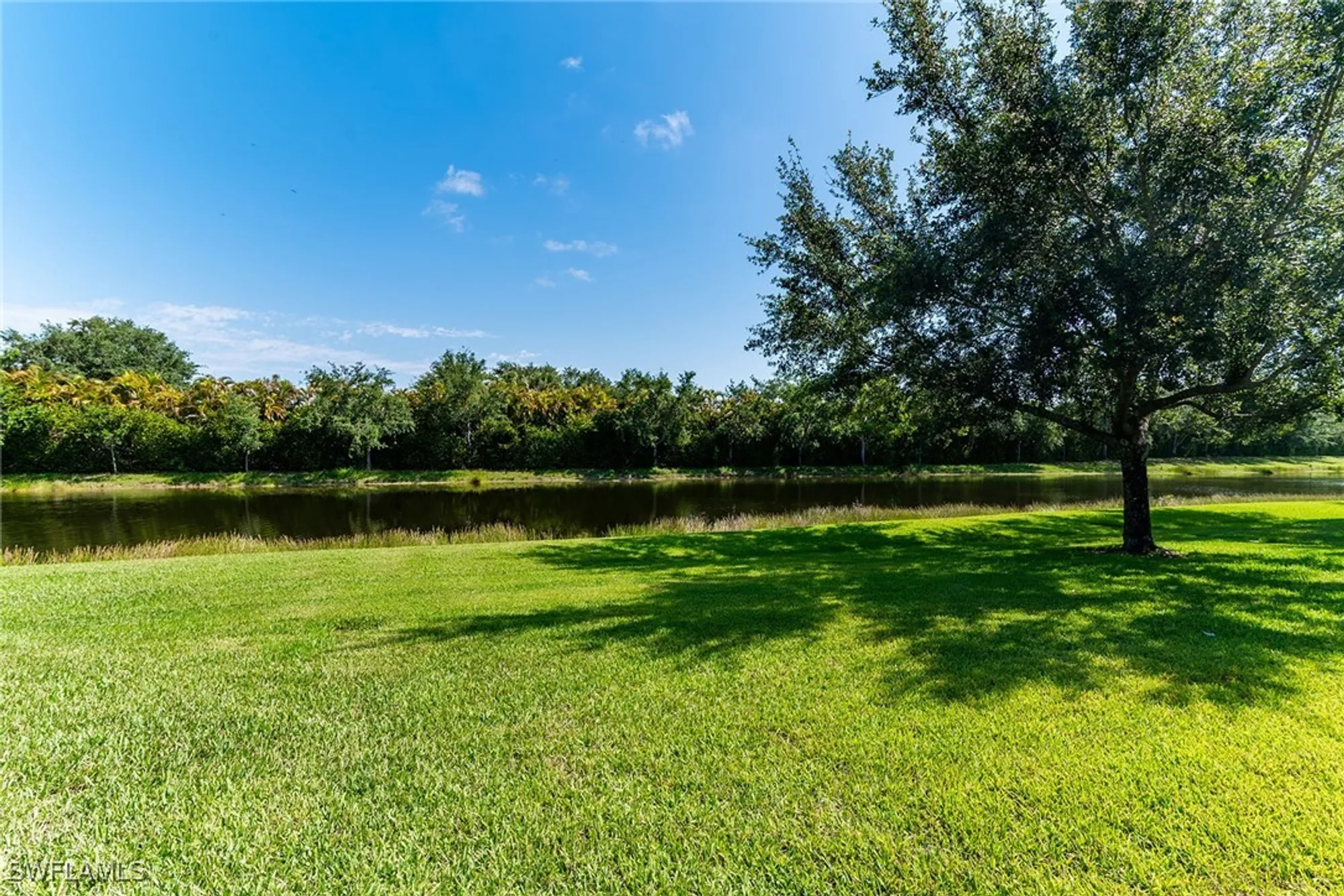 Property Slideshow image 27 of 36 | 2938 aviamar cir, Naples, FL, 34114