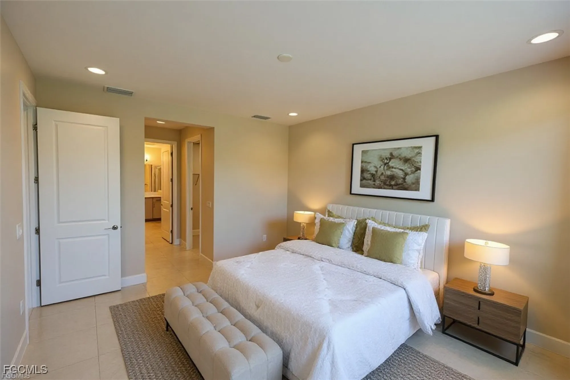 Property Slideshow image 15 of 49 | 3384 meloy dr, Fort Myers, FL, 33905