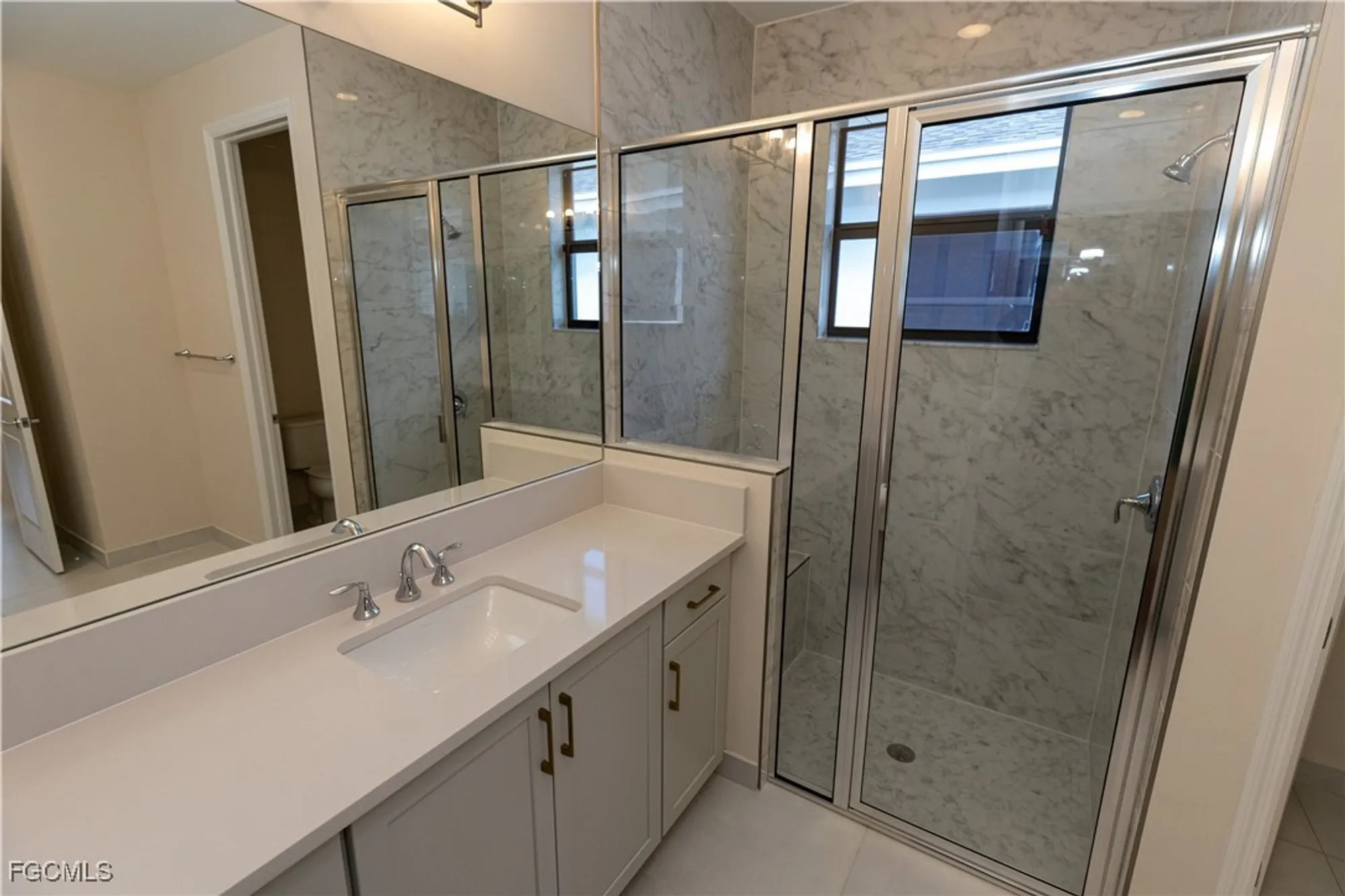 Property Slideshow image 27 of 49 | 3384 meloy dr, Fort Myers, FL, 33905