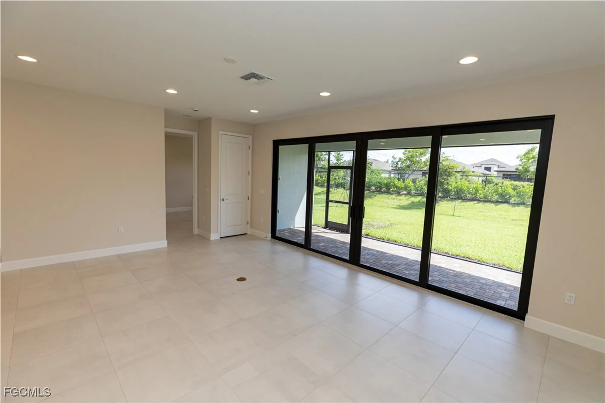 Property Slideshow image 20 of 49 | 3384 meloy dr, Fort Myers, FL, 33905