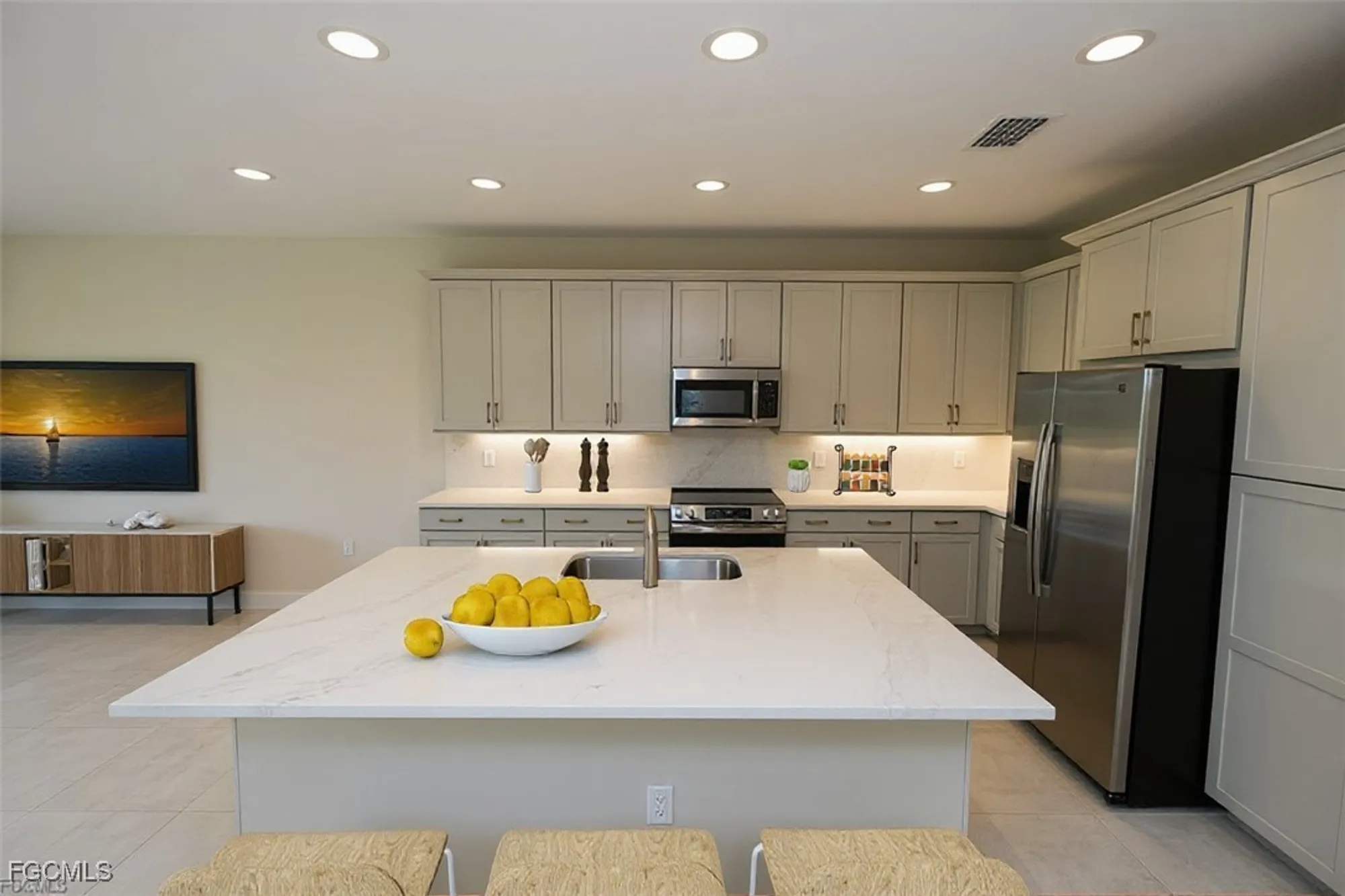 Property Slideshow image 6 of 49 | 3384 meloy dr, Fort Myers, FL, 33905