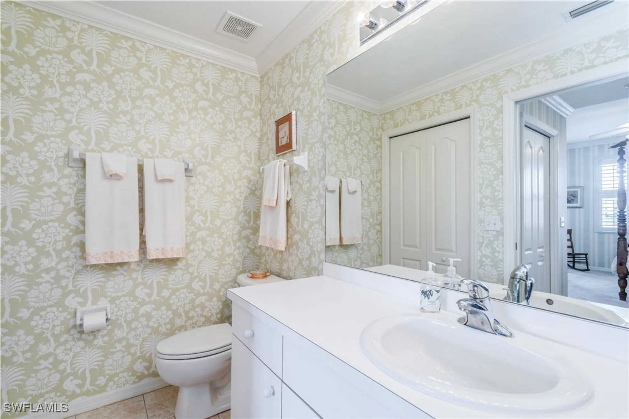 Property Slideshow image 15 of 33 | 14051 brant point cir 8105, Fort Myers, FL, 33919