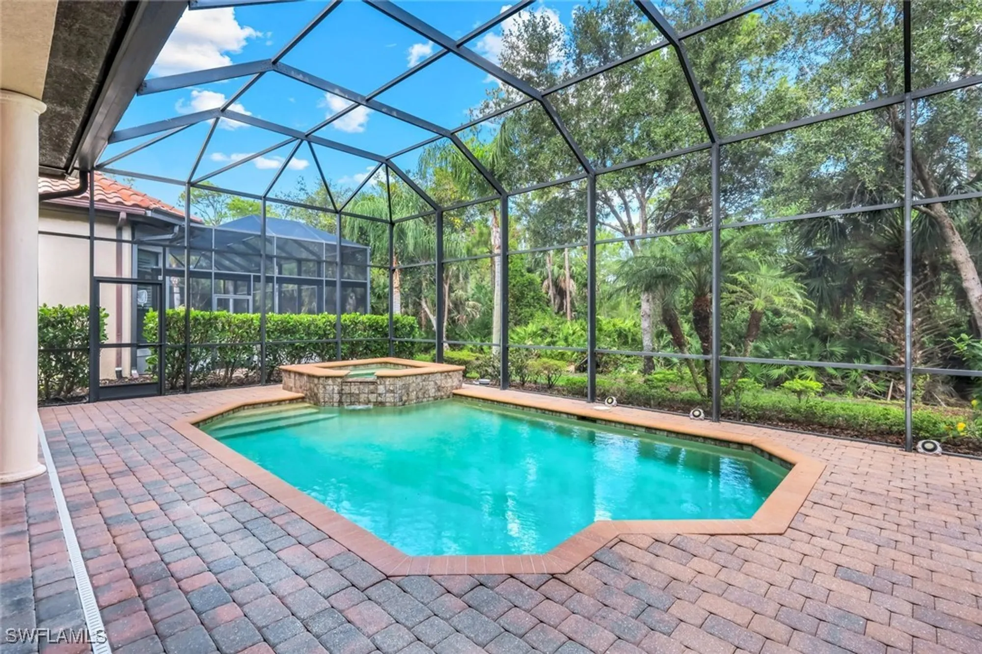 Property Slideshow image 16 of 29 | 6419 vivaldi ct, Naples, FL, 34113