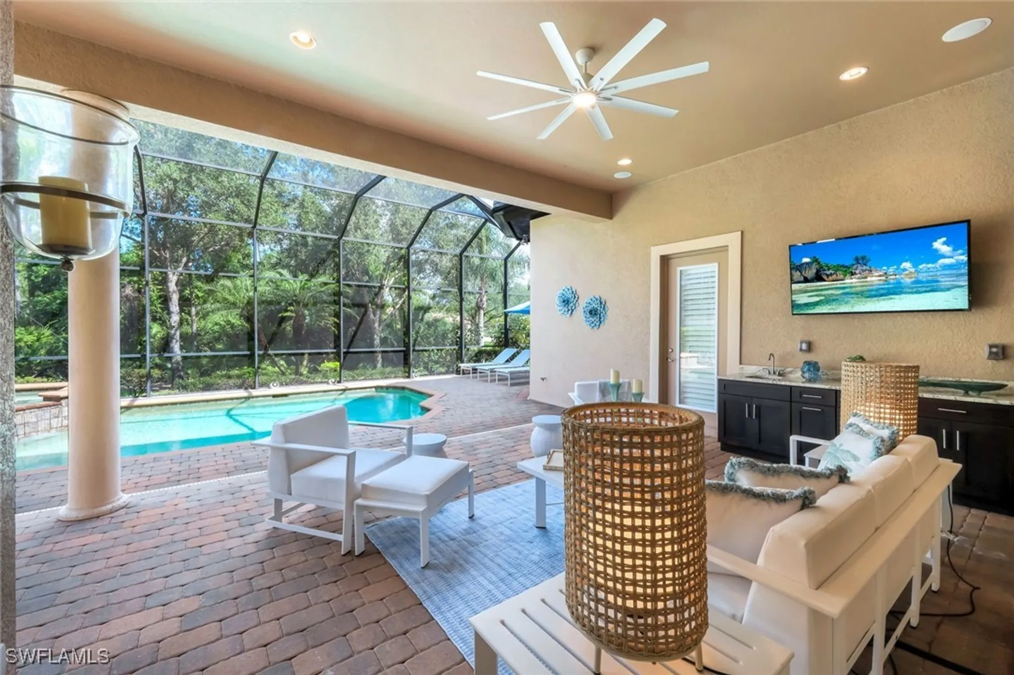 Property Slideshow image 18 of 29 | 6419 vivaldi ct, Naples, FL, 34113