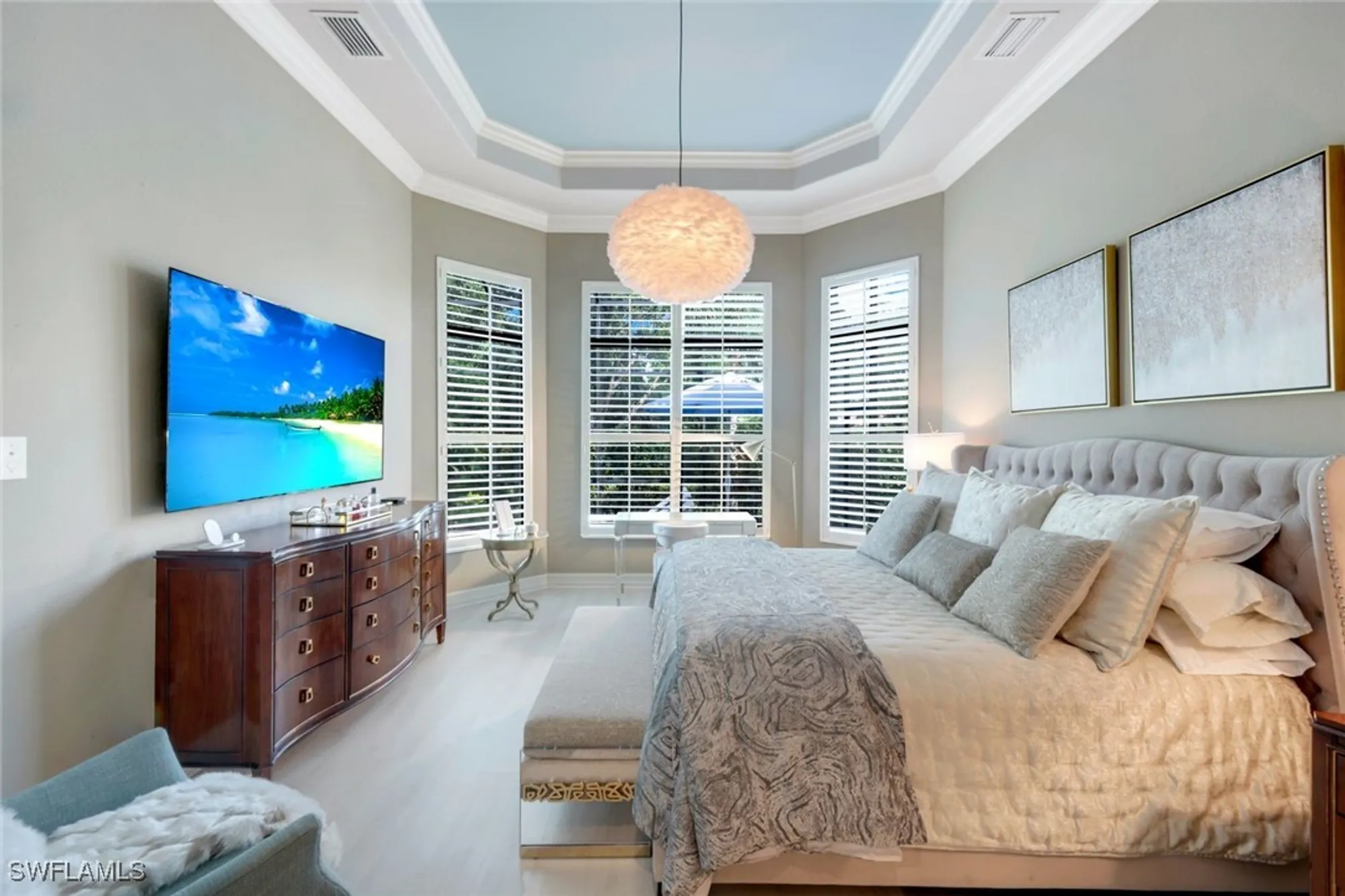 Property Slideshow image 10 of 29 | 6419 vivaldi ct, Naples, FL, 34113