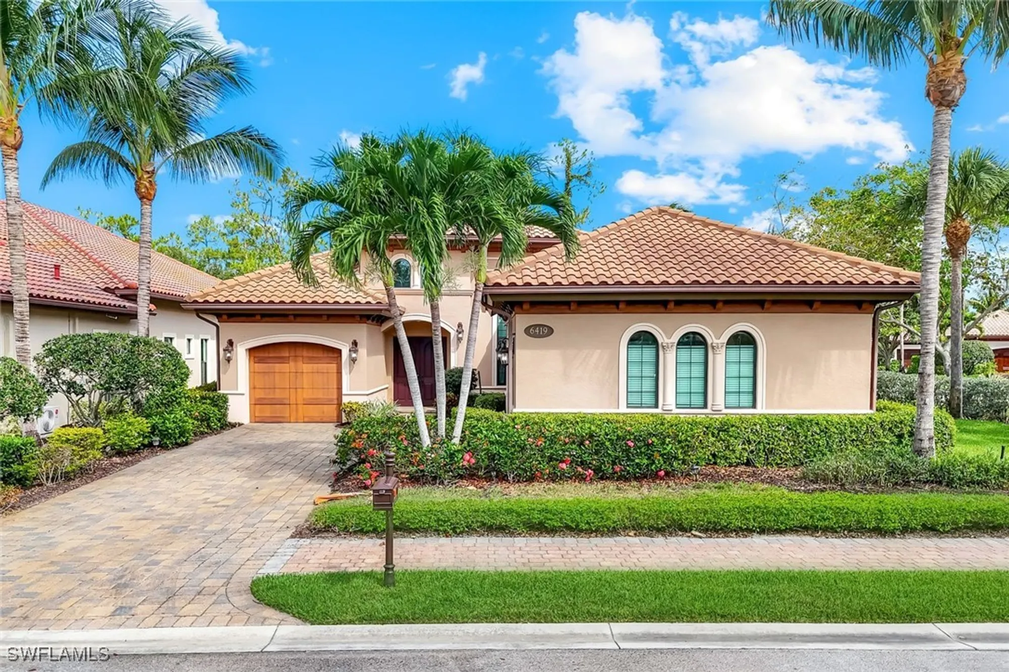 Property Slideshow image 26 of 29 | 6419 vivaldi ct, Naples, FL, 34113