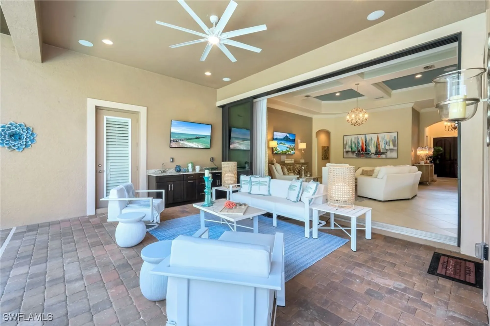 Property Slideshow image 20 of 29 | 6419 vivaldi ct, Naples, FL, 34113