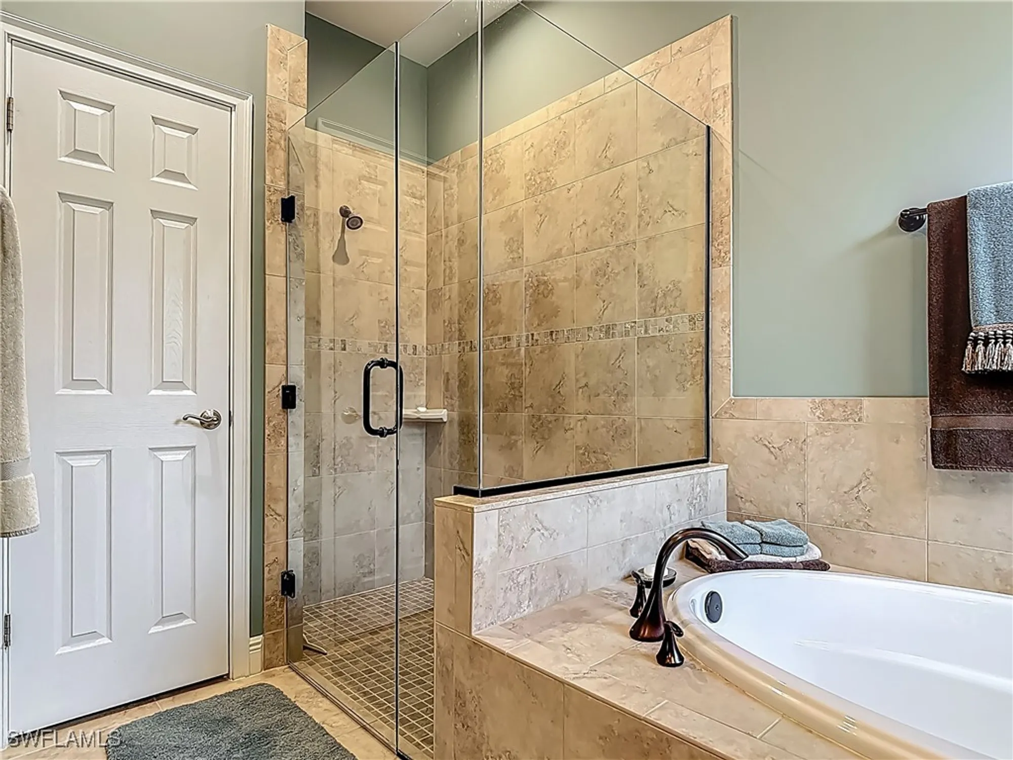 Property Slideshow image 19 of 46 | 10843 valentina ct, Fort Myers, FL, 33913