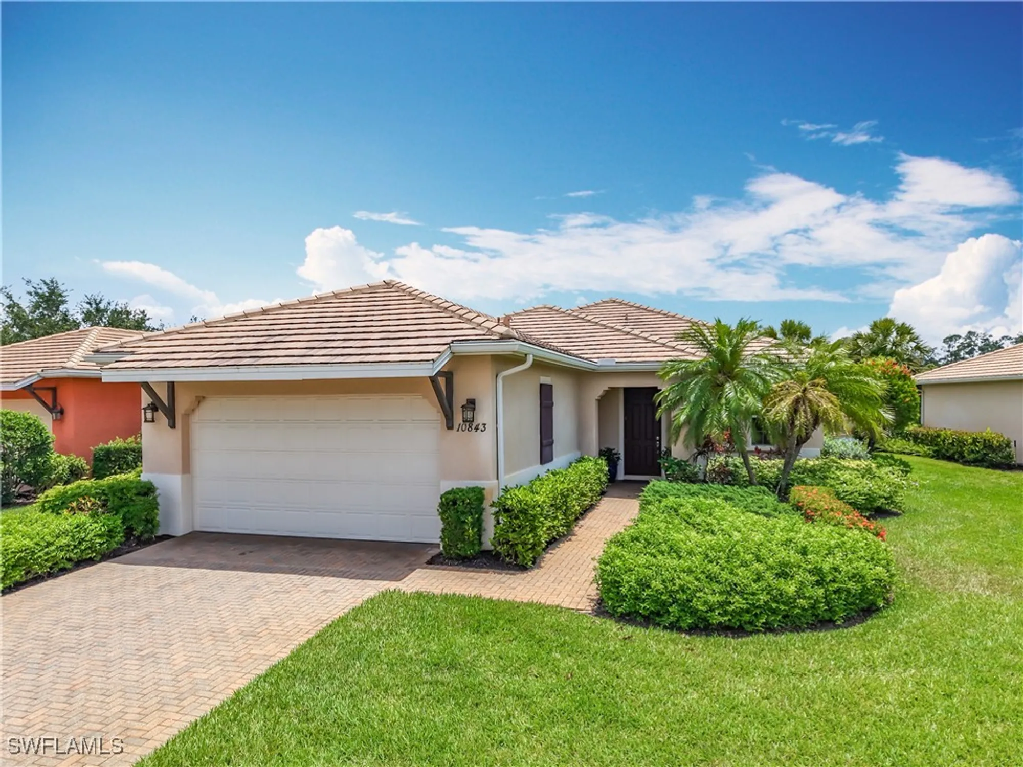 Property Slideshow image 4 of 46 | 10843 valentina ct, Fort Myers, FL, 33913