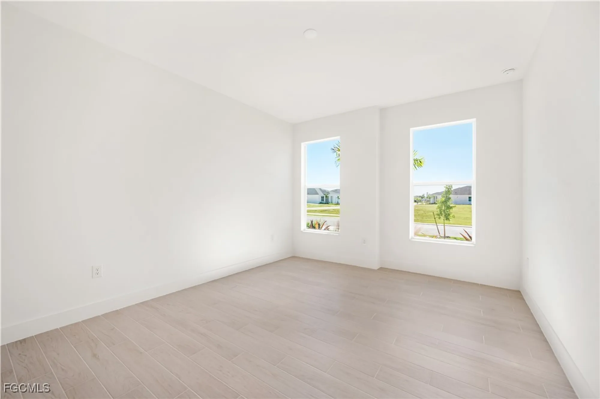 Property Slideshow image 15 of 33 | 44488 little blue heron way, Punta Gorda, FL, 33982