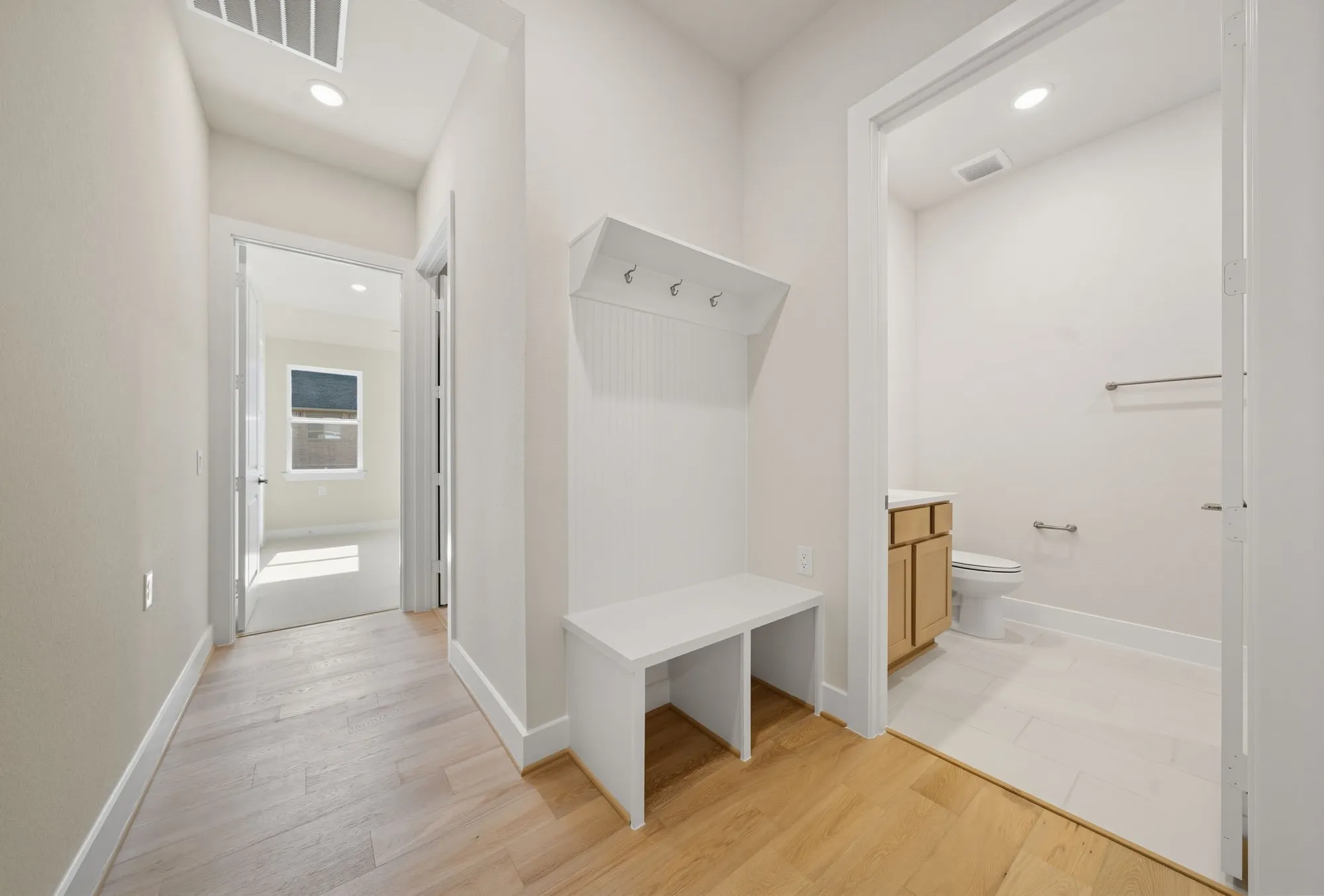 Property Slideshow image 24 of 49 | 10029 larkin cv, Willis, TX, 77318