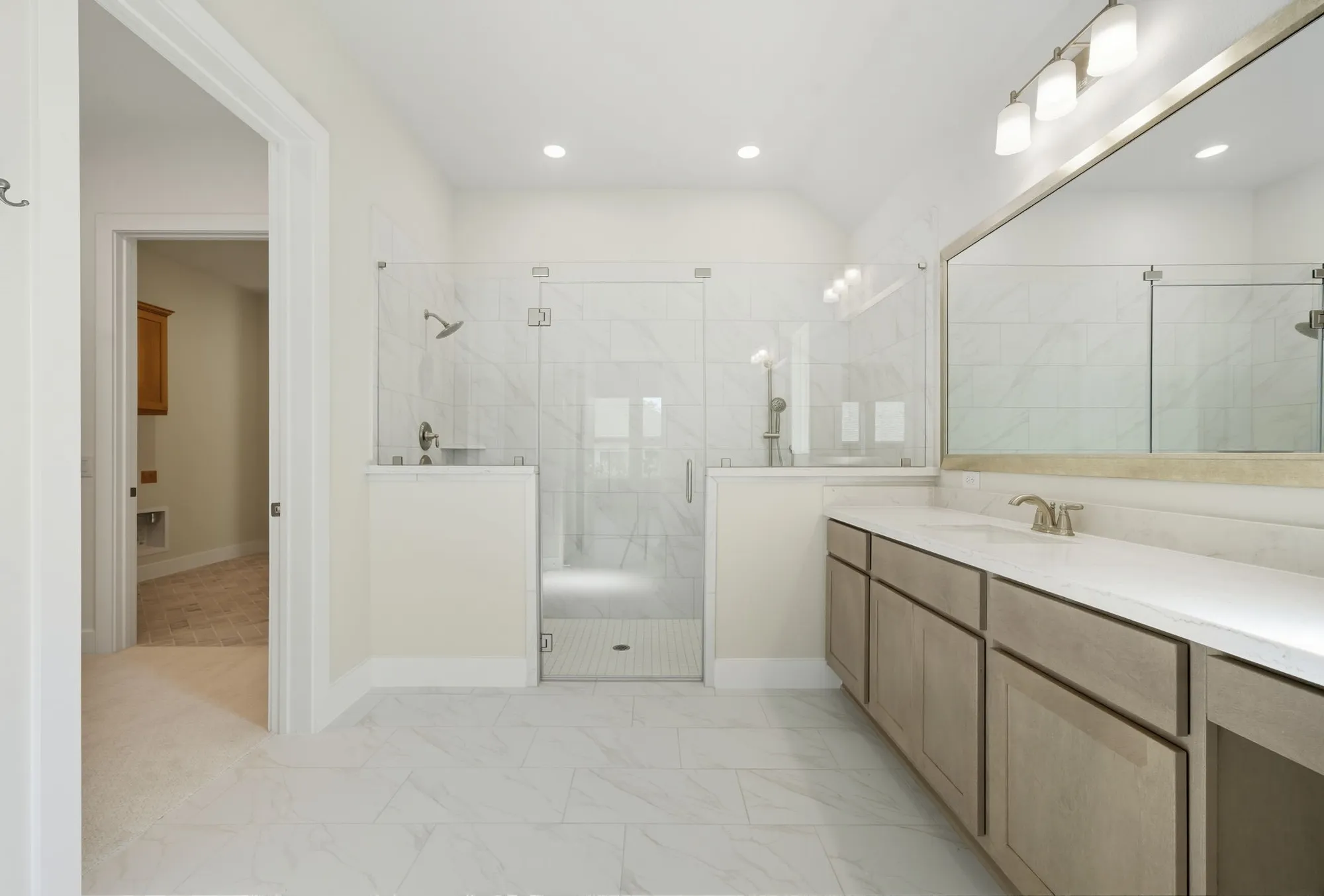 Property Slideshow image 29 of 49 | 10029 larkin cv, Willis, TX, 77318