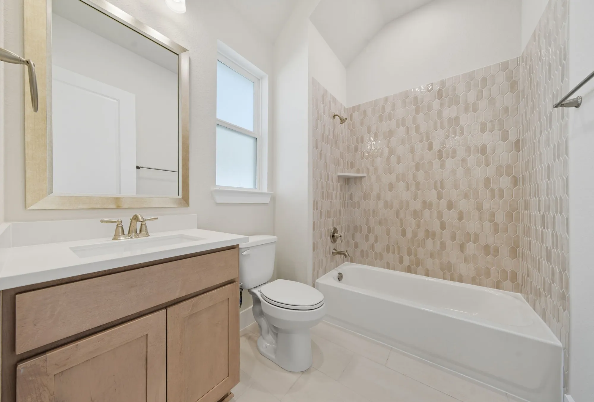 Property Slideshow image 23 of 49 | 10029 larkin cv, Willis, TX, 77318