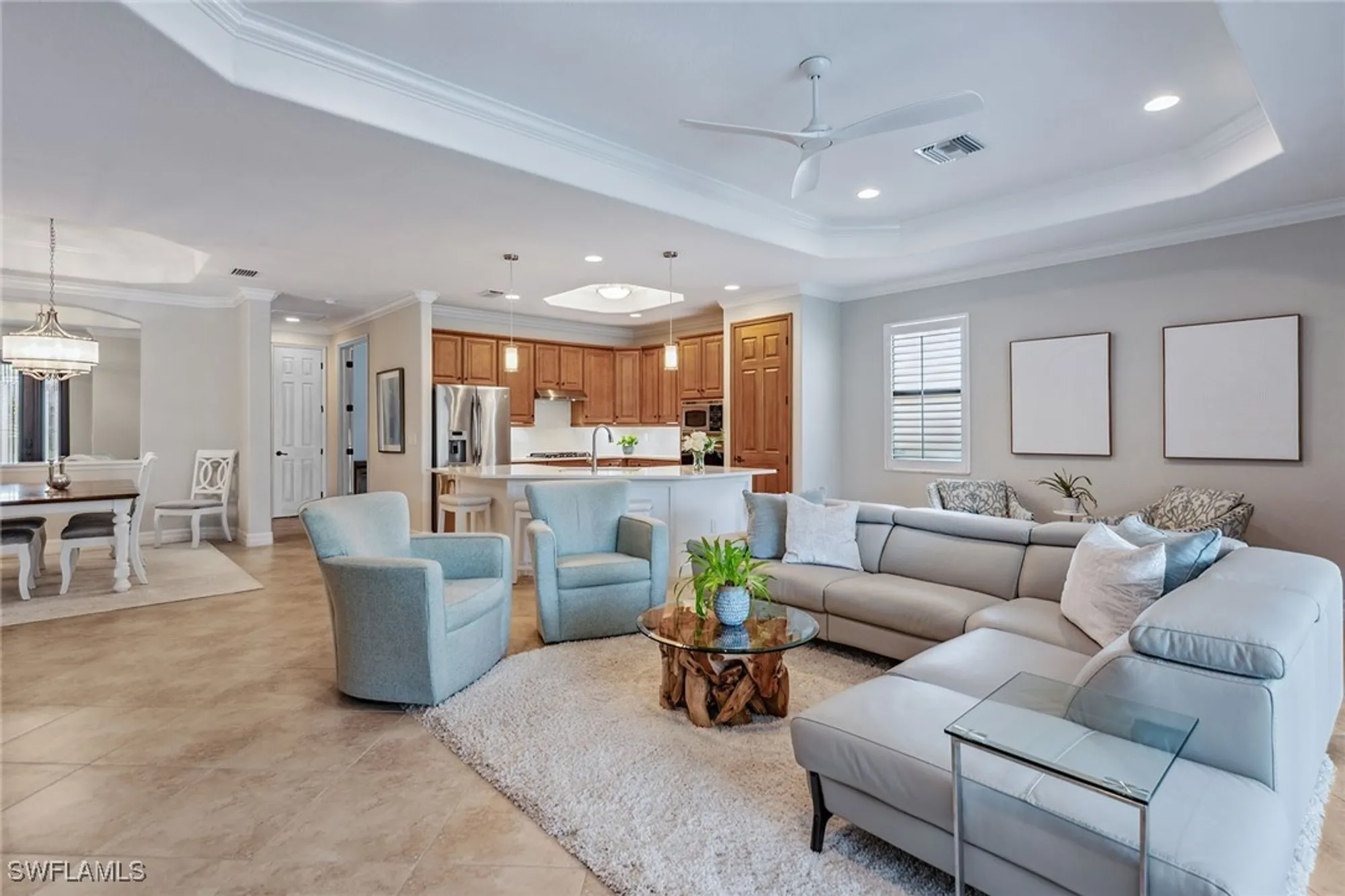 Property Slideshow image 5 of 50 | 3058 aviamar cir, Naples, FL, 34114