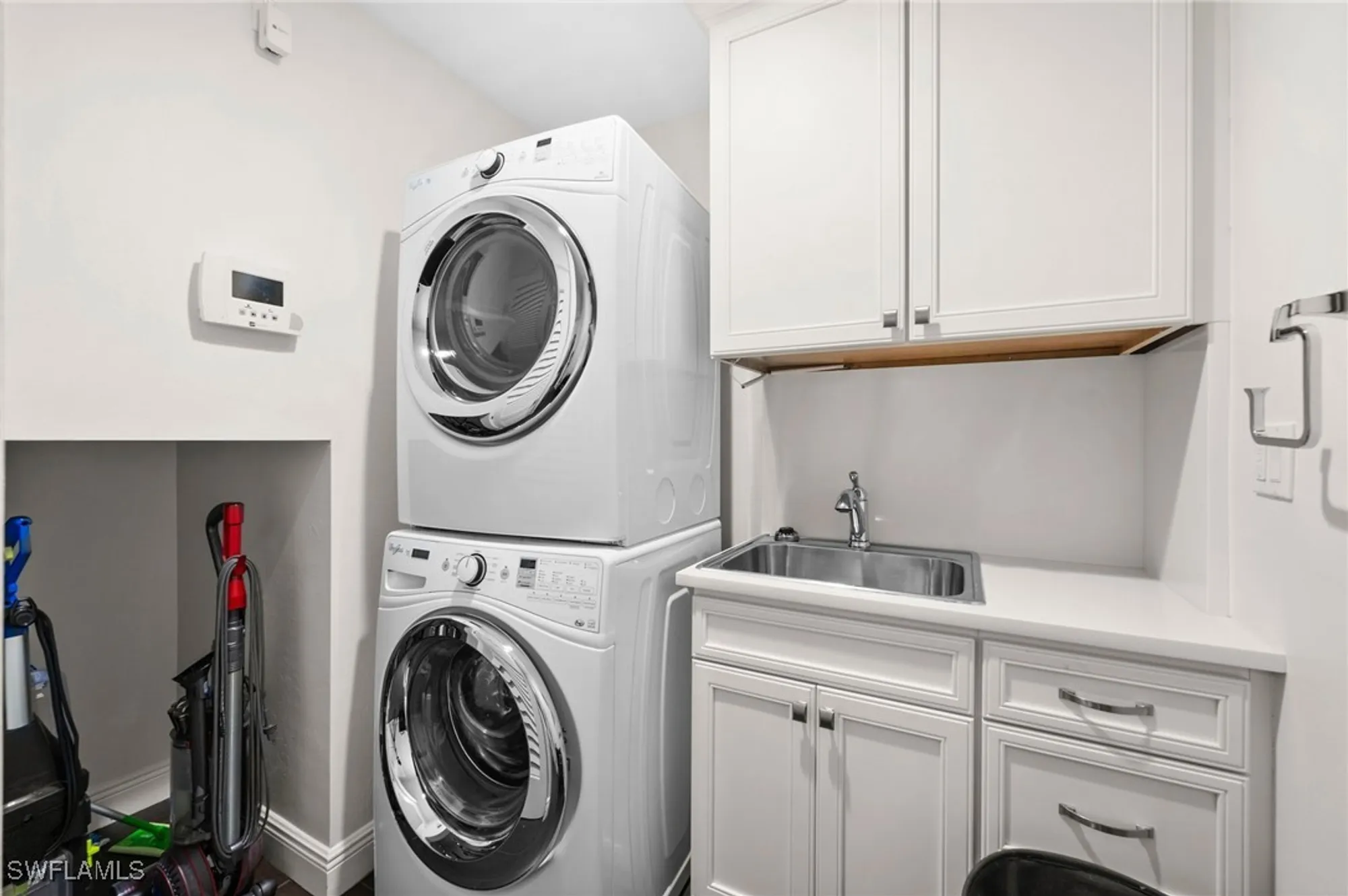 Property Slideshow image 21 of 50 | 5908 via lugano, Naples, FL, 34108