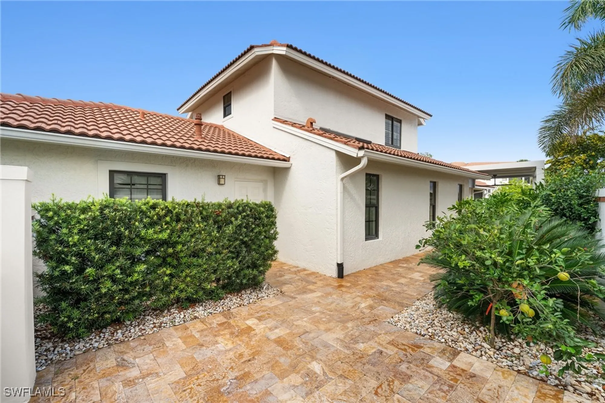 Property Slideshow image 41 of 50 | 5908 via lugano, Naples, FL, 34108