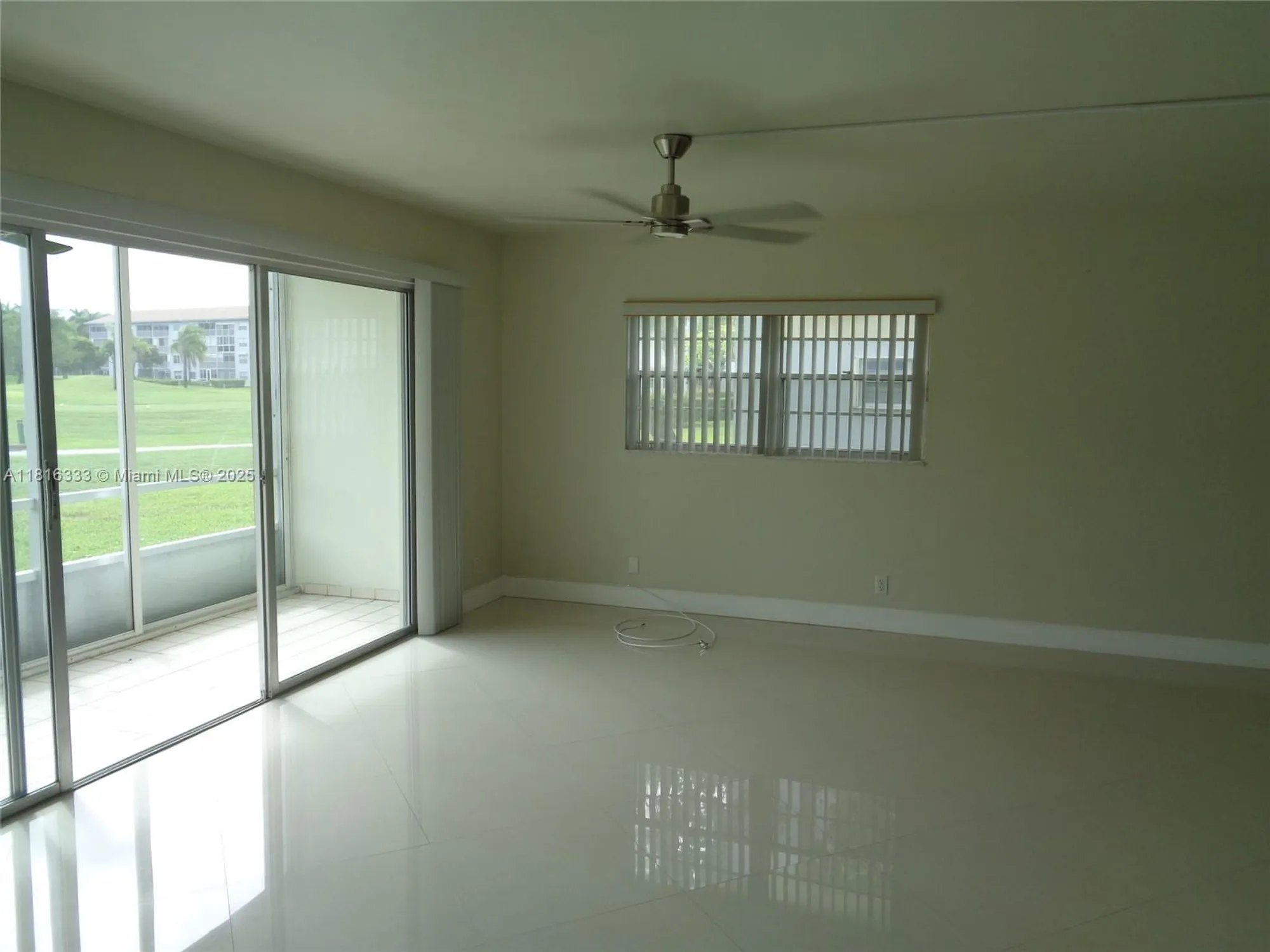 Property Slideshow image 26 of 46 | 900 sw 125th way r112, Pembroke Pines, FL, 33027