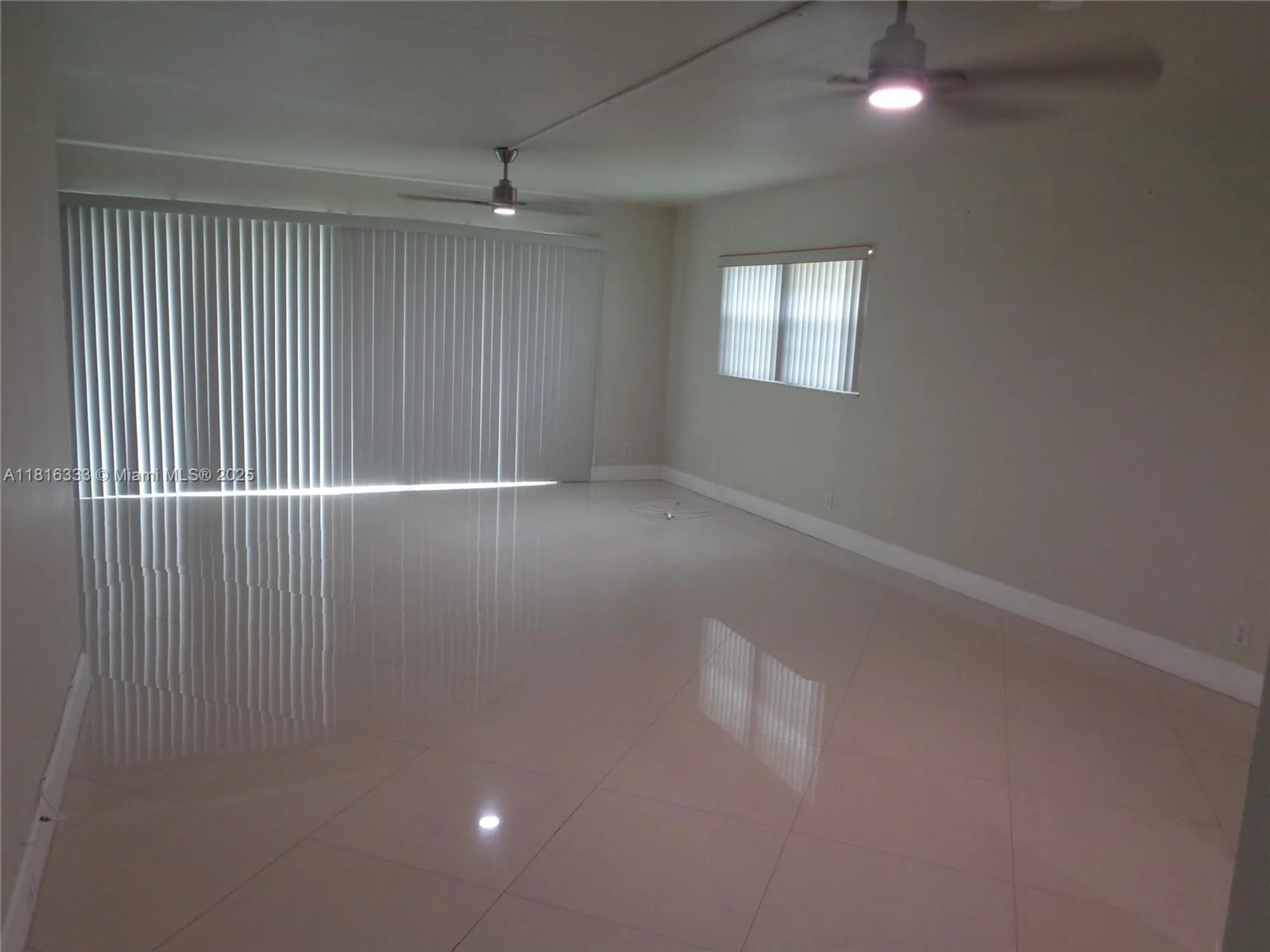 Property Slideshow image 27 of 46 | 900 sw 125th way r112, Pembroke Pines, FL, 33027