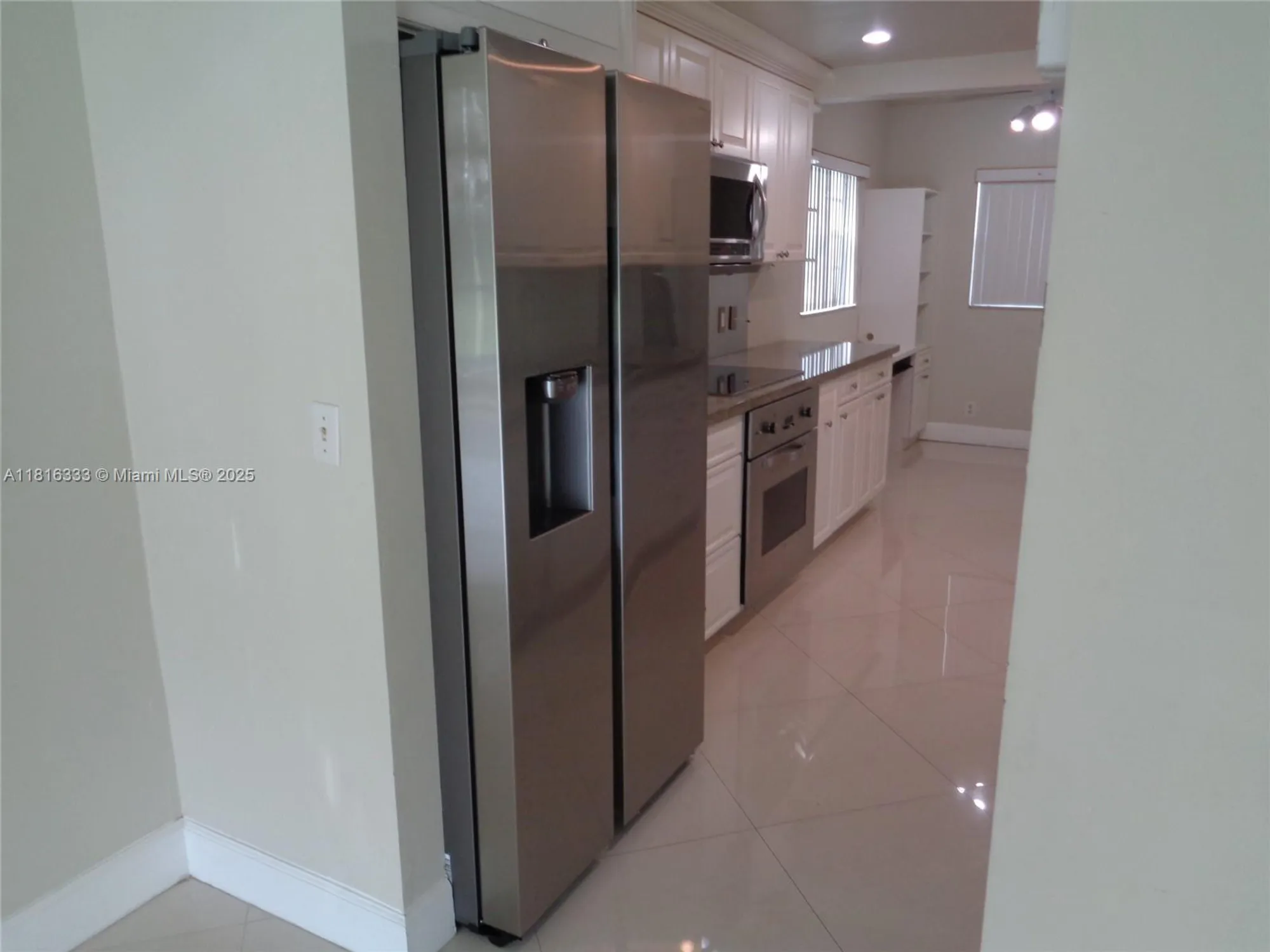 Property Slideshow image 21 of 46 | 900 sw 125th way r112, Pembroke Pines, FL, 33027