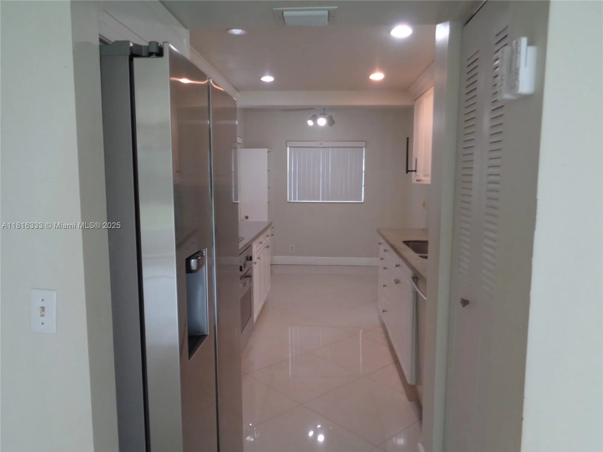 Property Slideshow image 22 of 46 | 900 sw 125th way r112, Pembroke Pines, FL, 33027