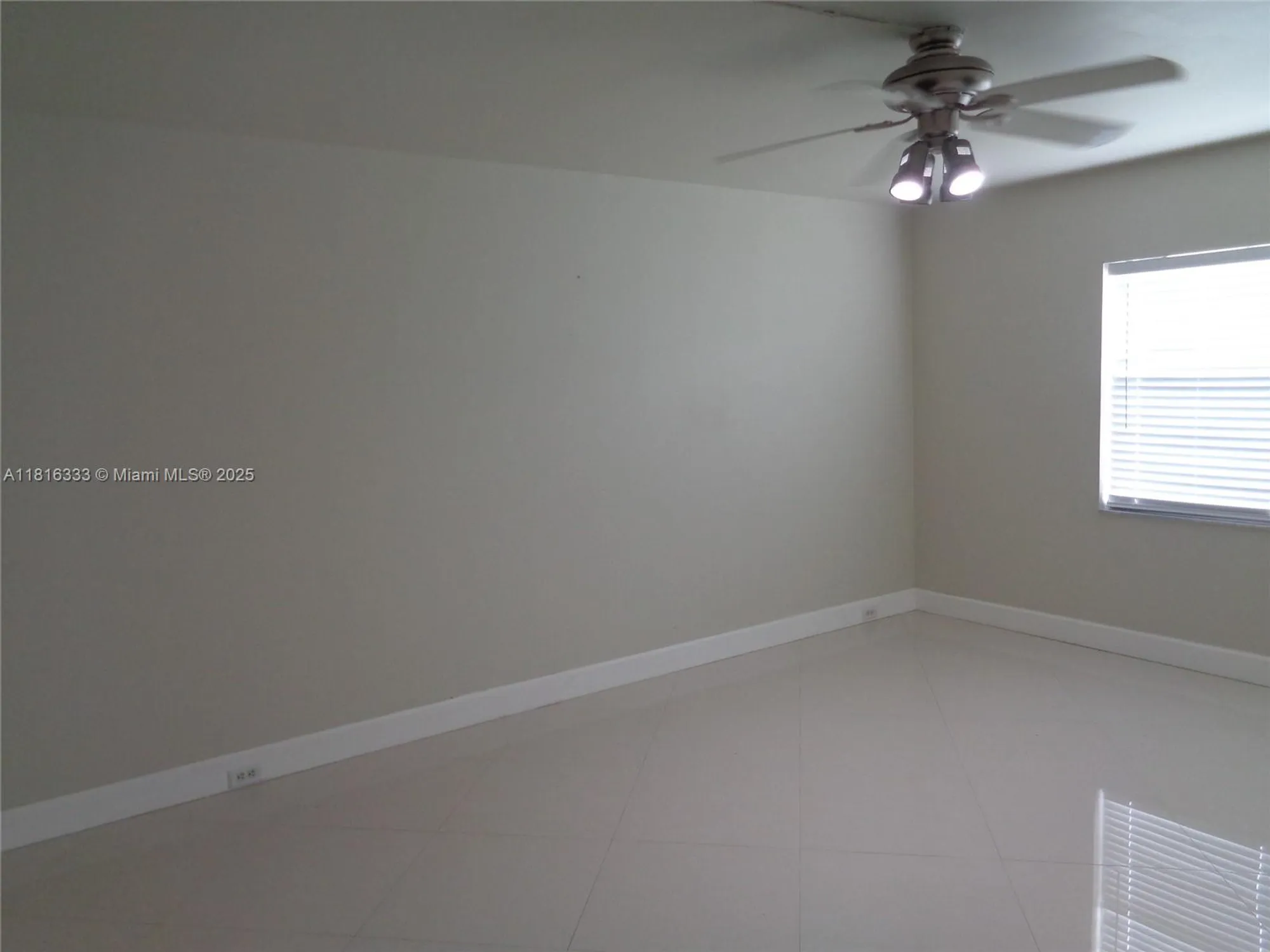 Property Slideshow image 37 of 46 | 900 sw 125th way r112, Pembroke Pines, FL, 33027