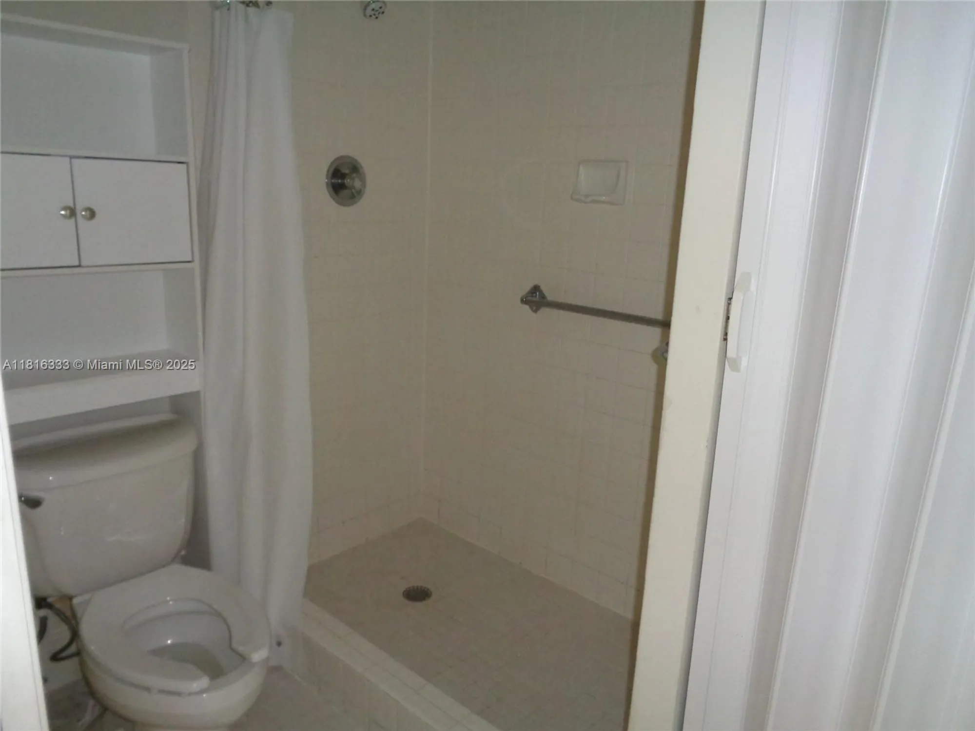 Property Slideshow image 38 of 46 | 900 sw 125th way r112, Pembroke Pines, FL, 33027