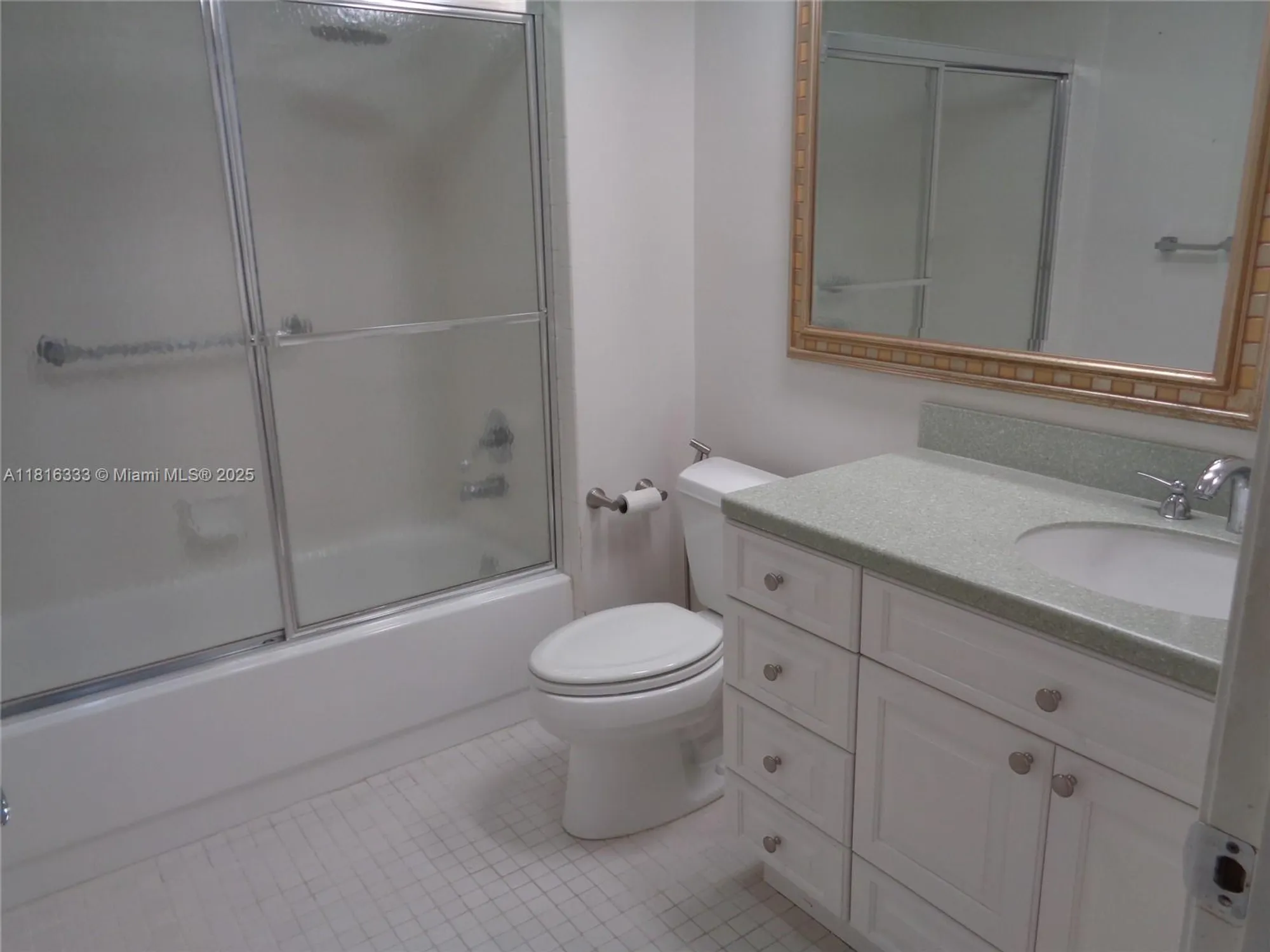 Property Slideshow image 32 of 46 | 900 sw 125th way r112, Pembroke Pines, FL, 33027