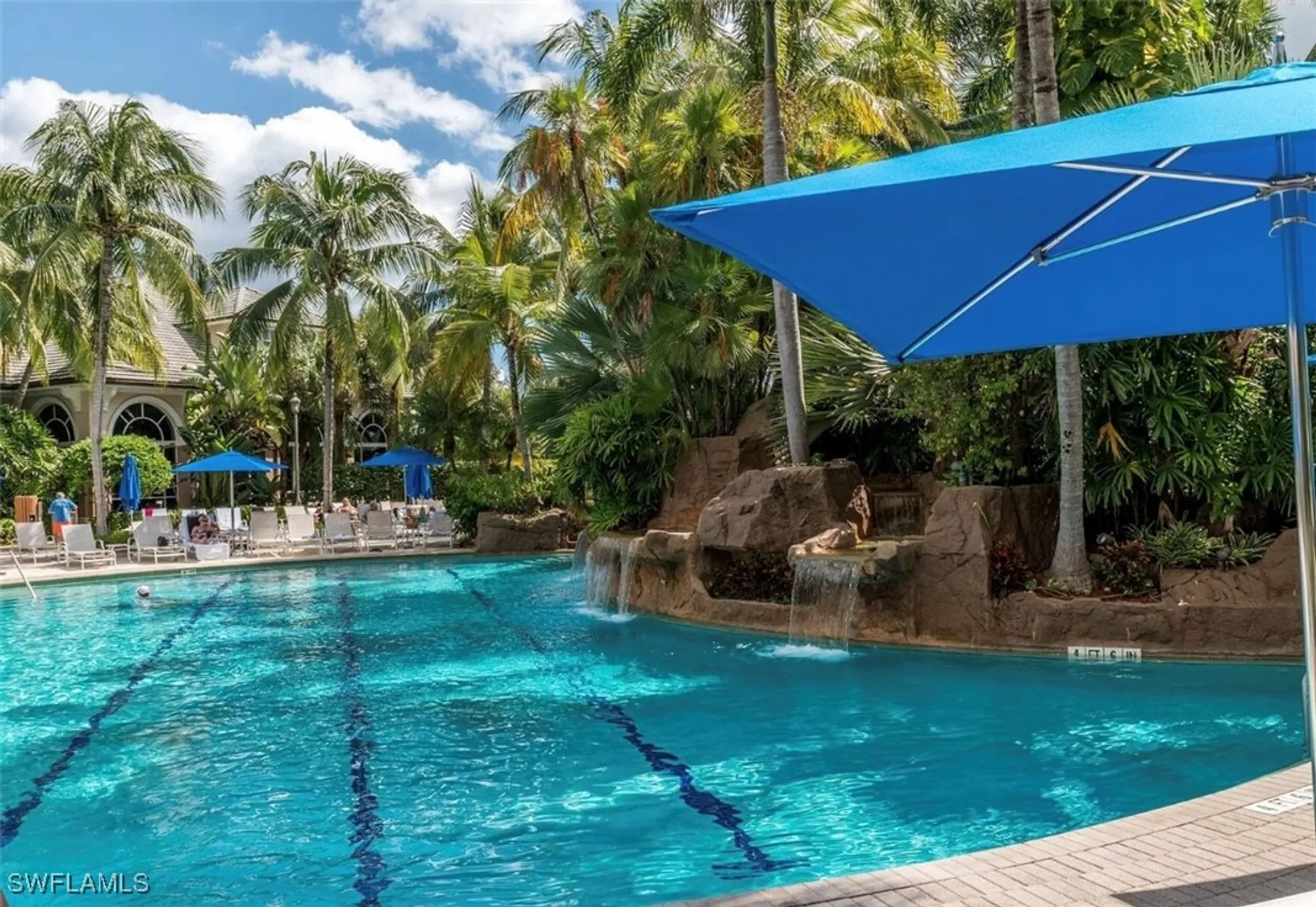 Property Slideshow image 35 of 37 | 2930 aviamar cir, Naples, FL, 34114