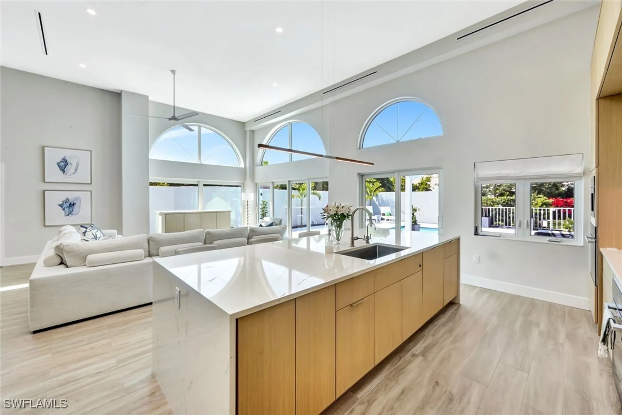 Property Slideshow image 4 of 45 | 7063 villa lantana way # 3, Naples, FL, 34108