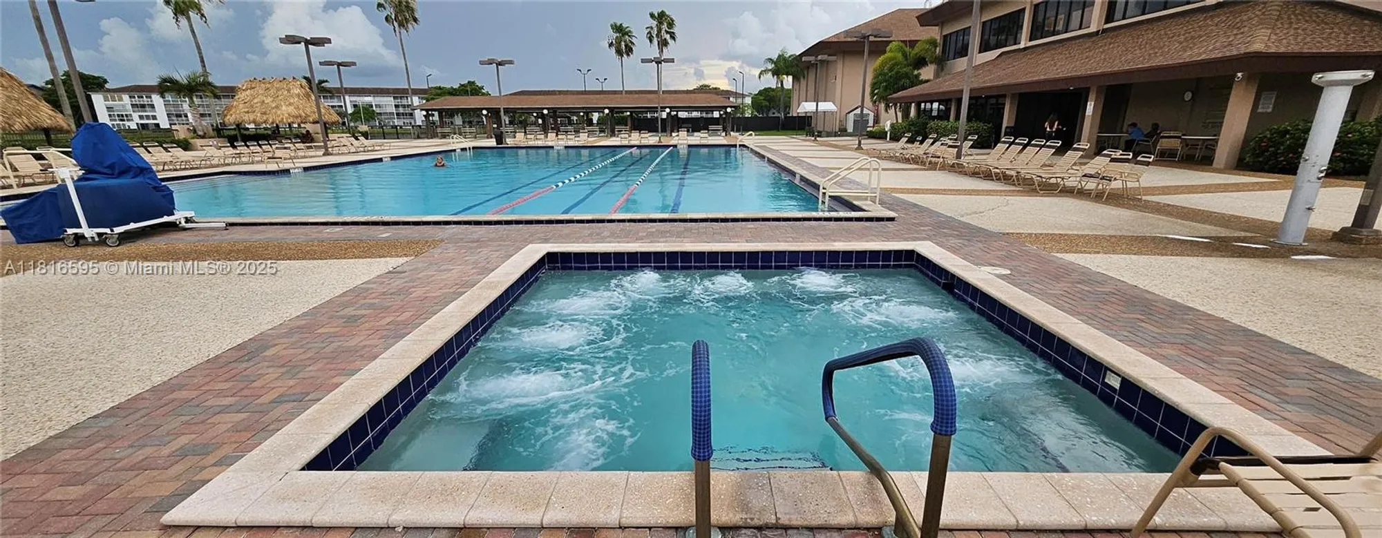 Property Slideshow image 13 of 29 | 1401 sw 134th way apt 412c, Pembroke Pines, FL, 33027