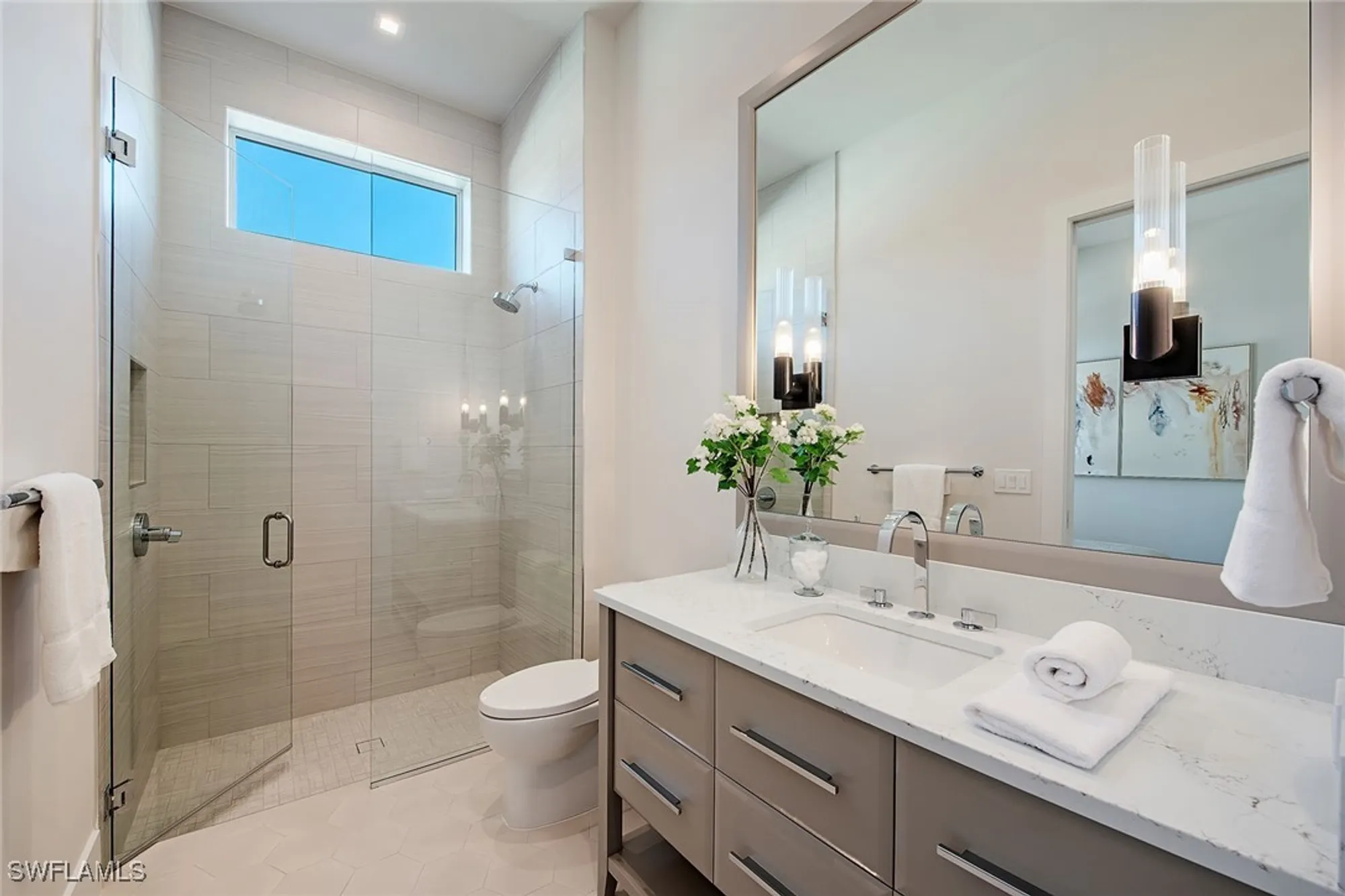 Property Slideshow image 14 of 39 | 777 binnacle dr, Naples, FL, 34103