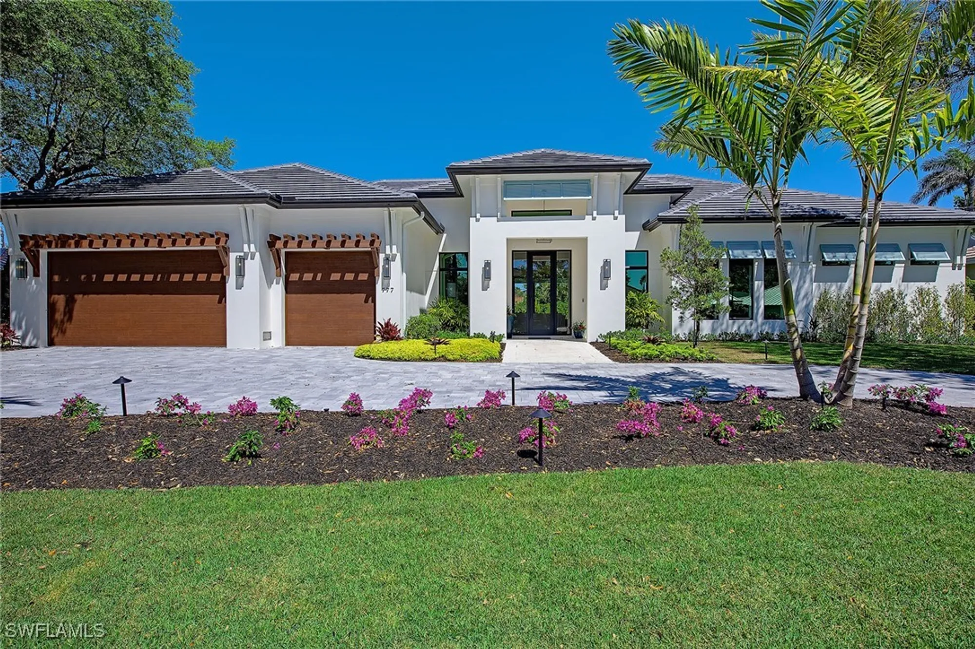 Property Slideshow image 26 of 39 | 777 binnacle dr, Naples, FL, 34103