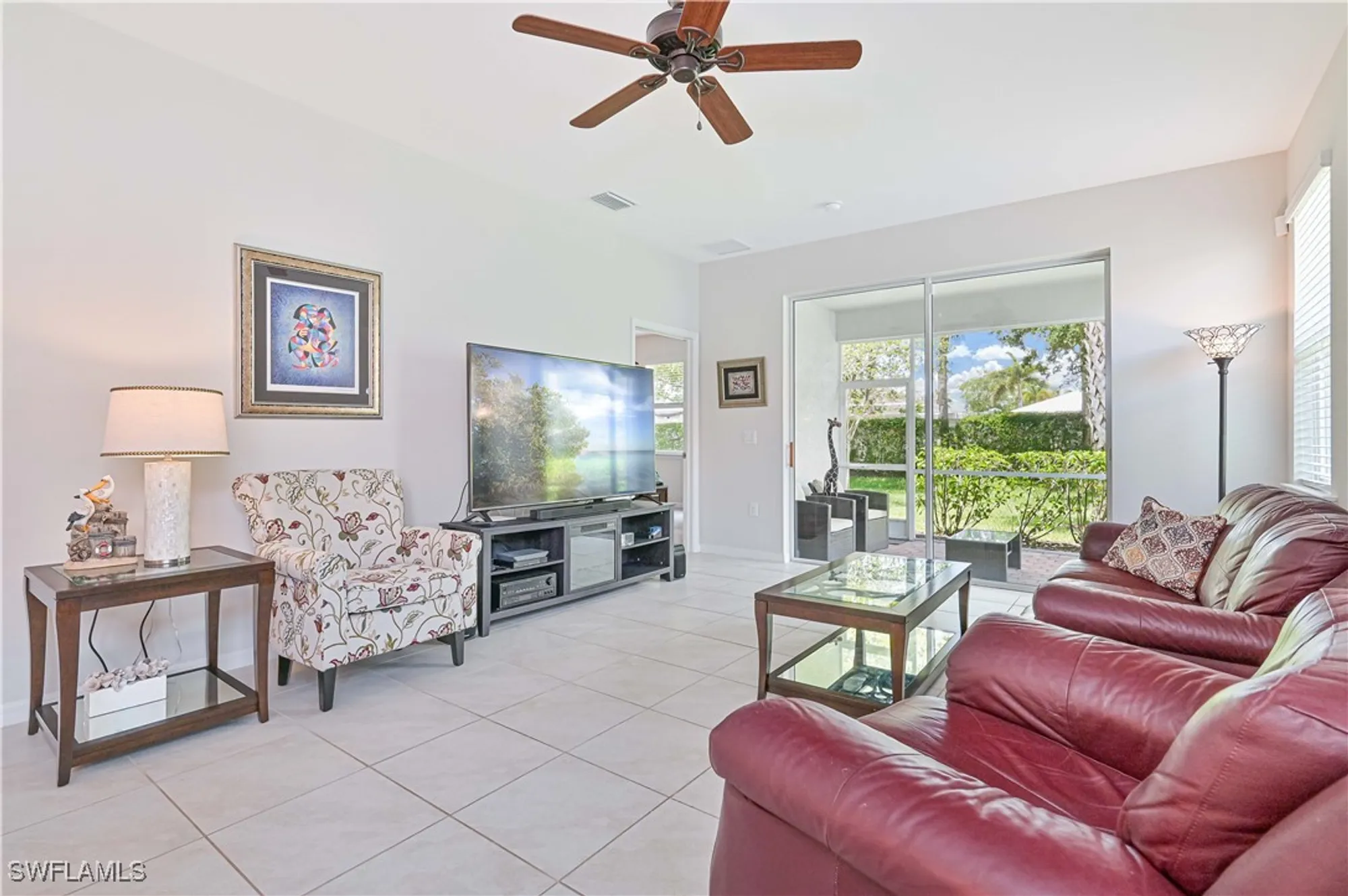 Property Slideshow image 16 of 31 | 2113 summersweet dr, Alva, FL, 33920