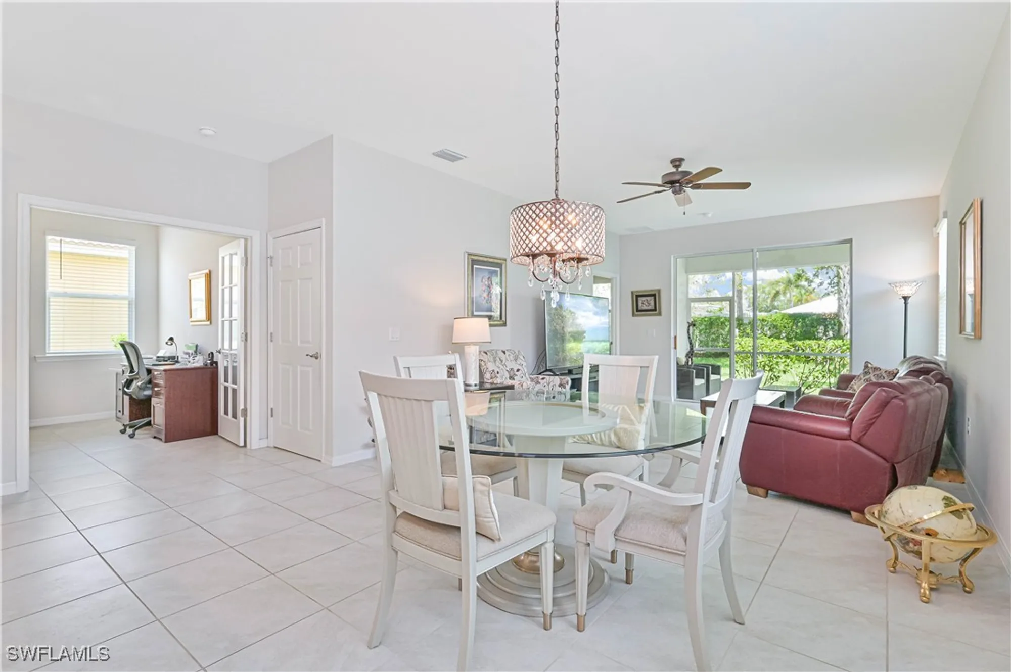 Property Slideshow image 13 of 31 | 2113 summersweet dr, Alva, FL, 33920