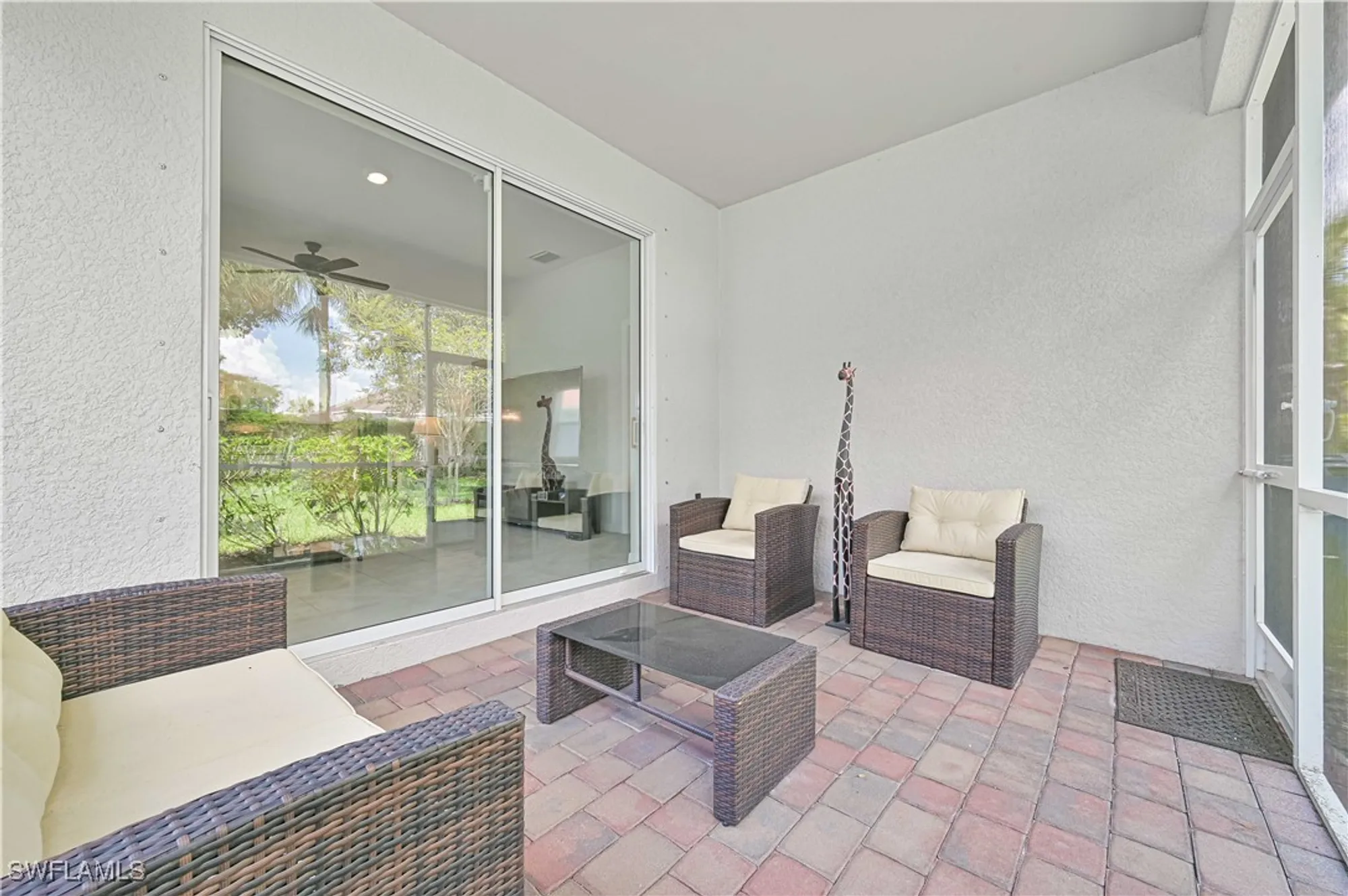 Property Slideshow image 25 of 31 | 2113 summersweet dr, Alva, FL, 33920